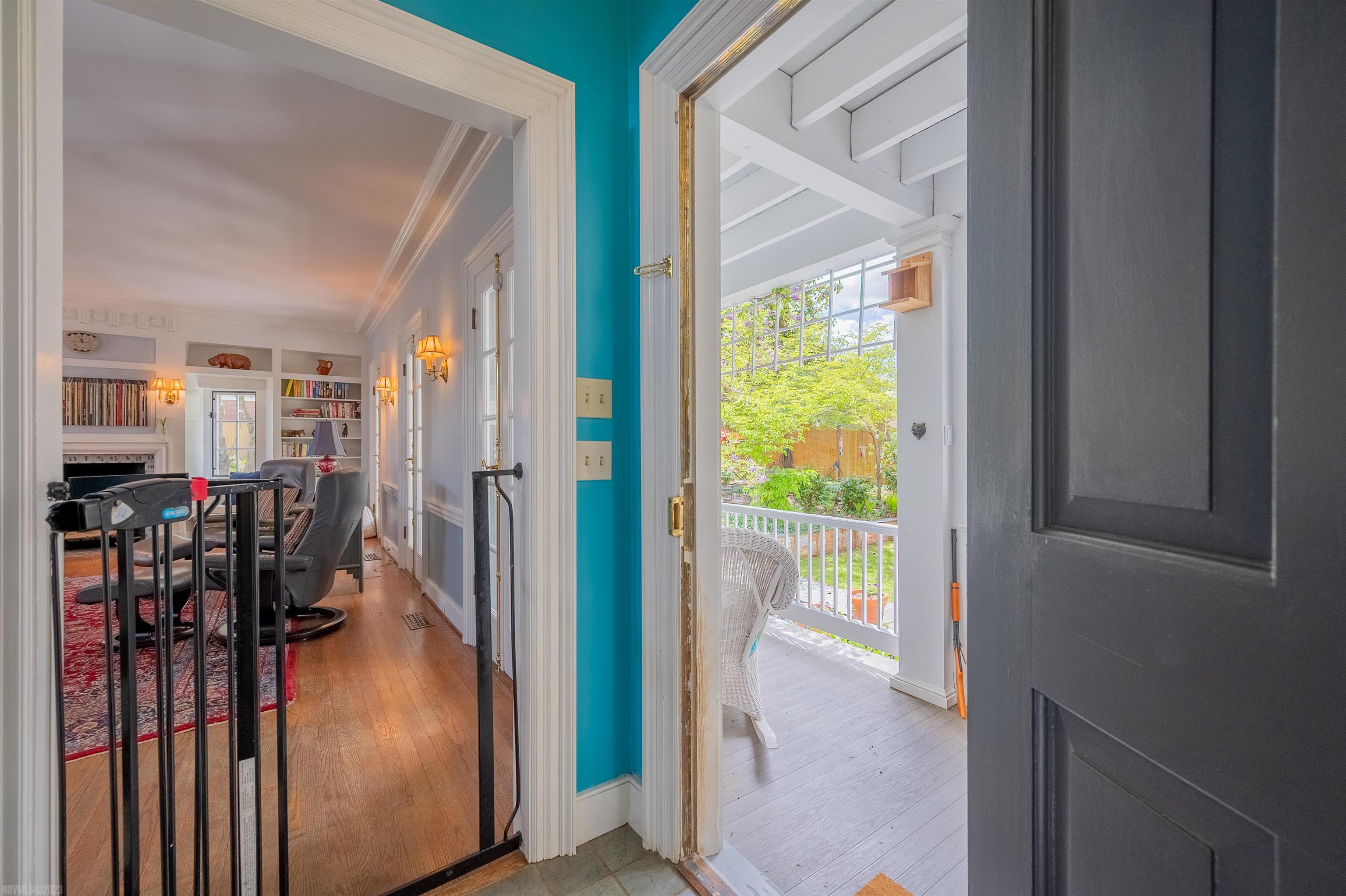 401 E MAIN Street