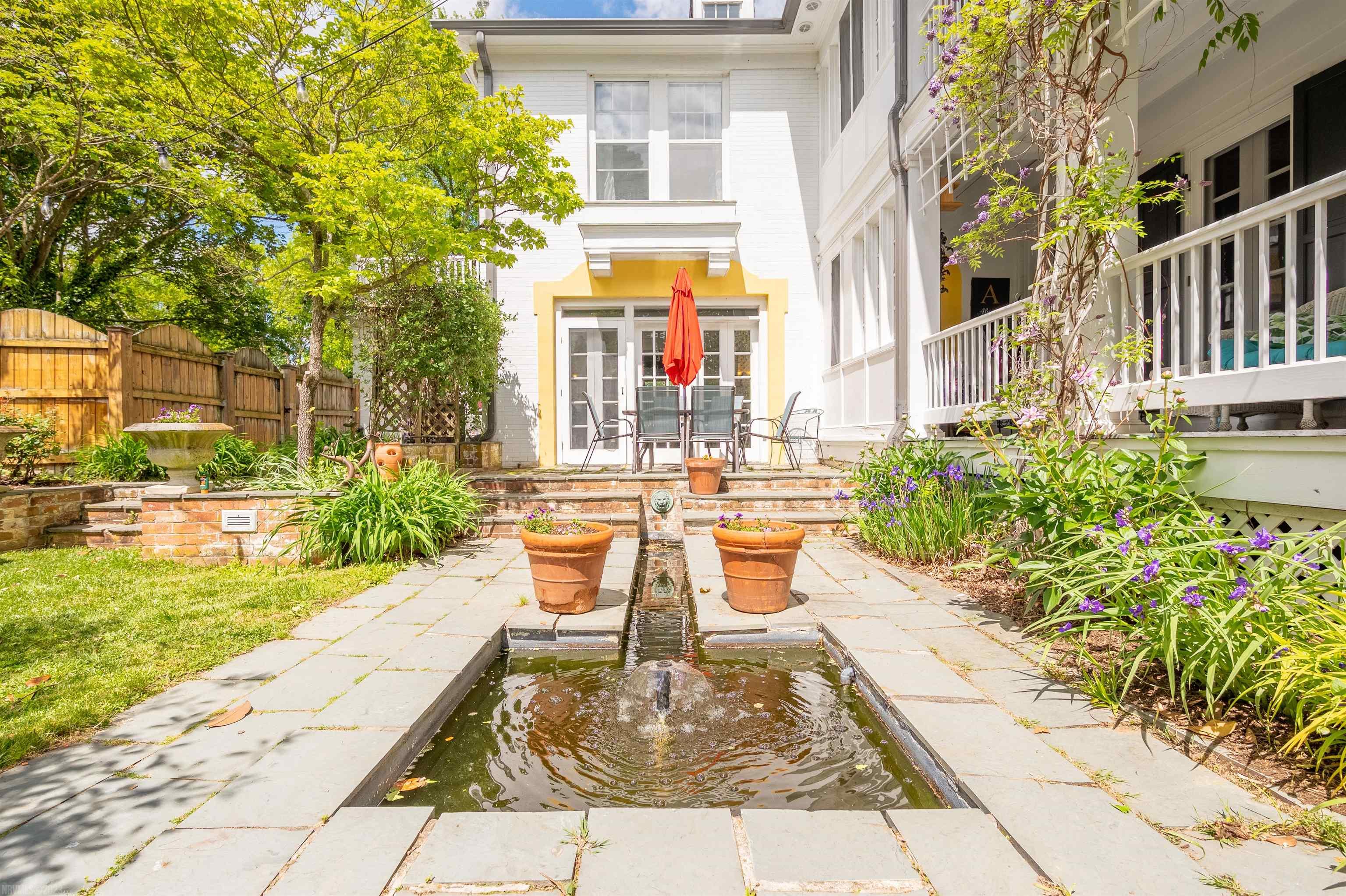 401 E MAIN Street
