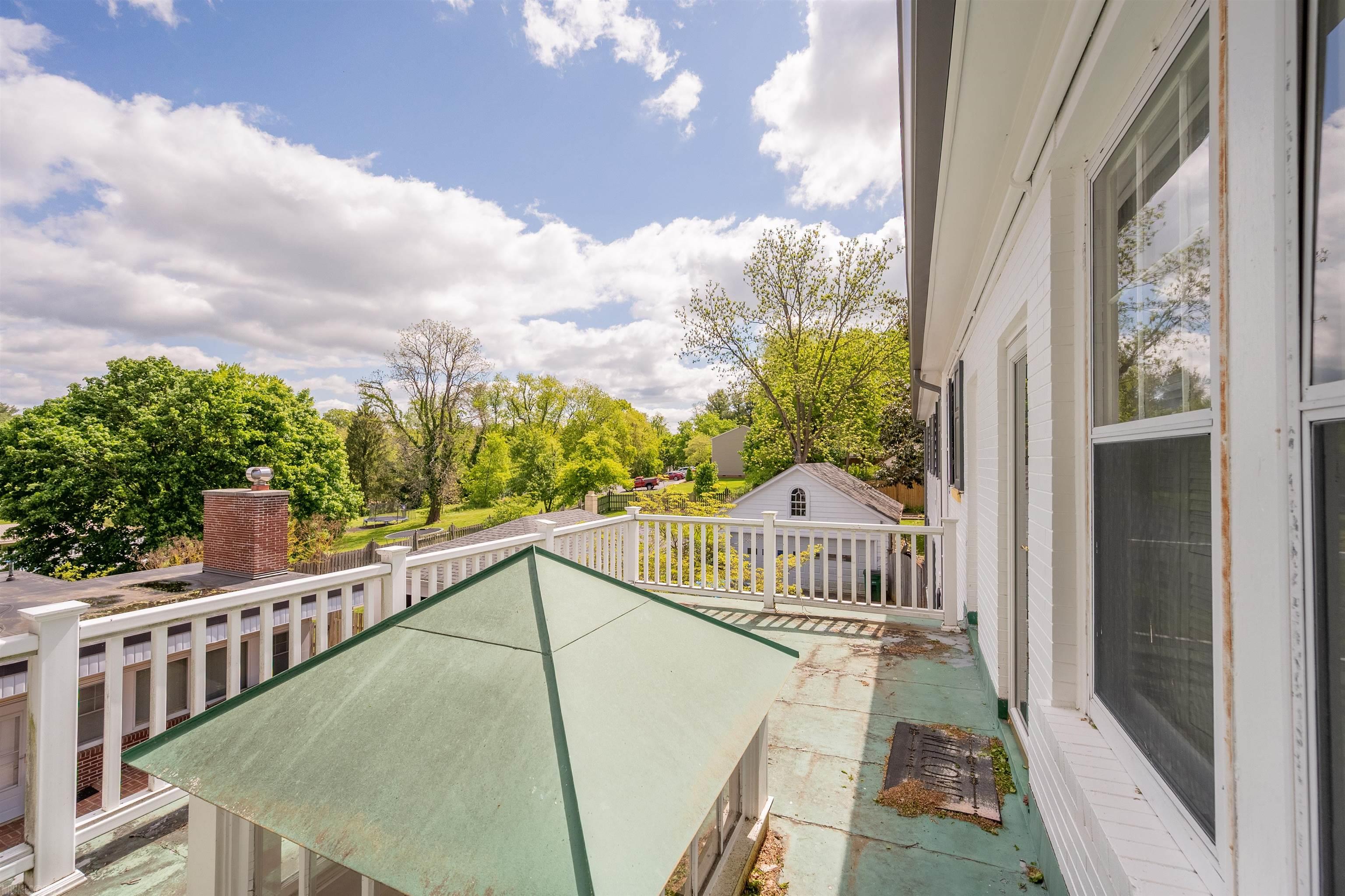 401 E MAIN Street