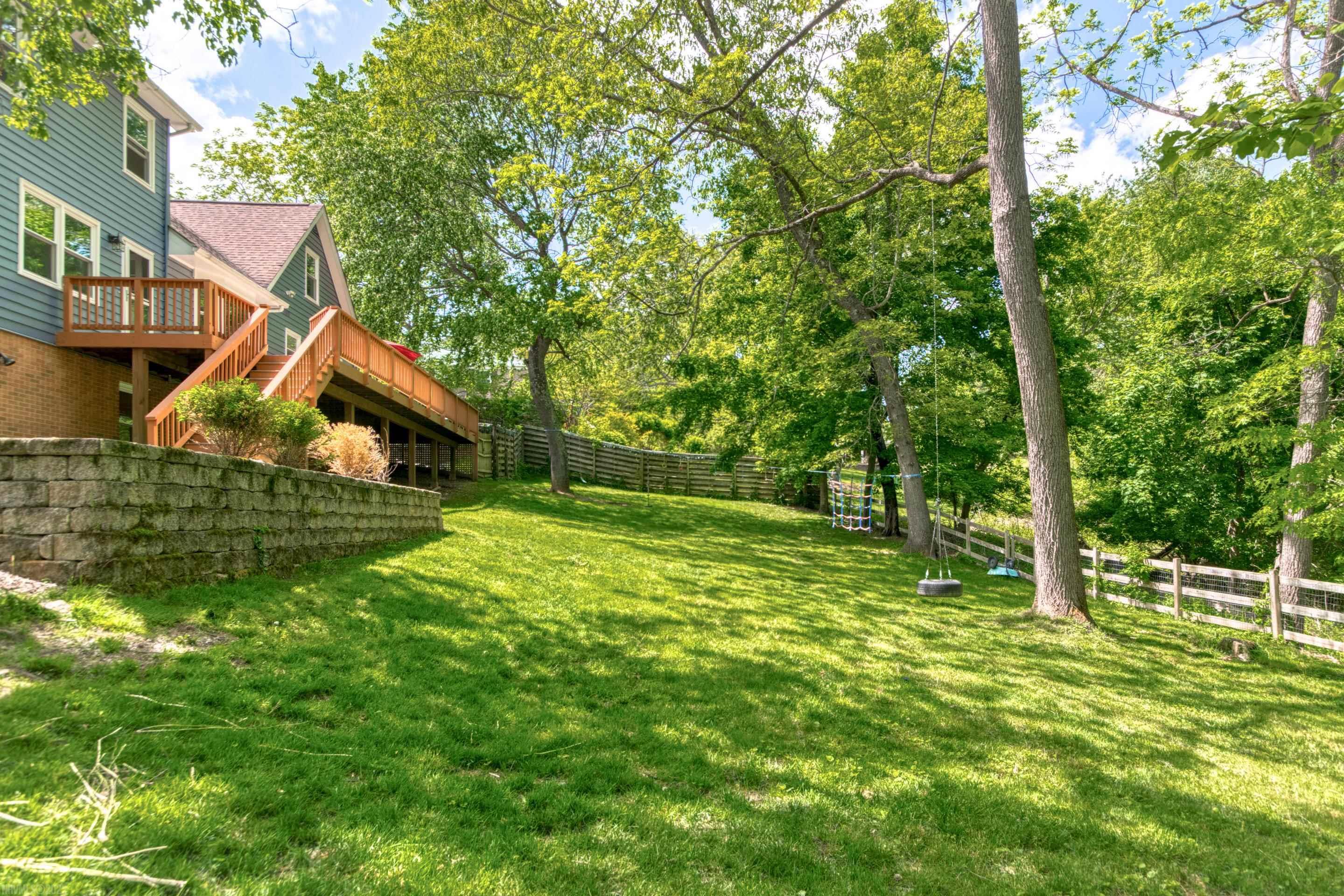 609 LANDSDOWNE Drive