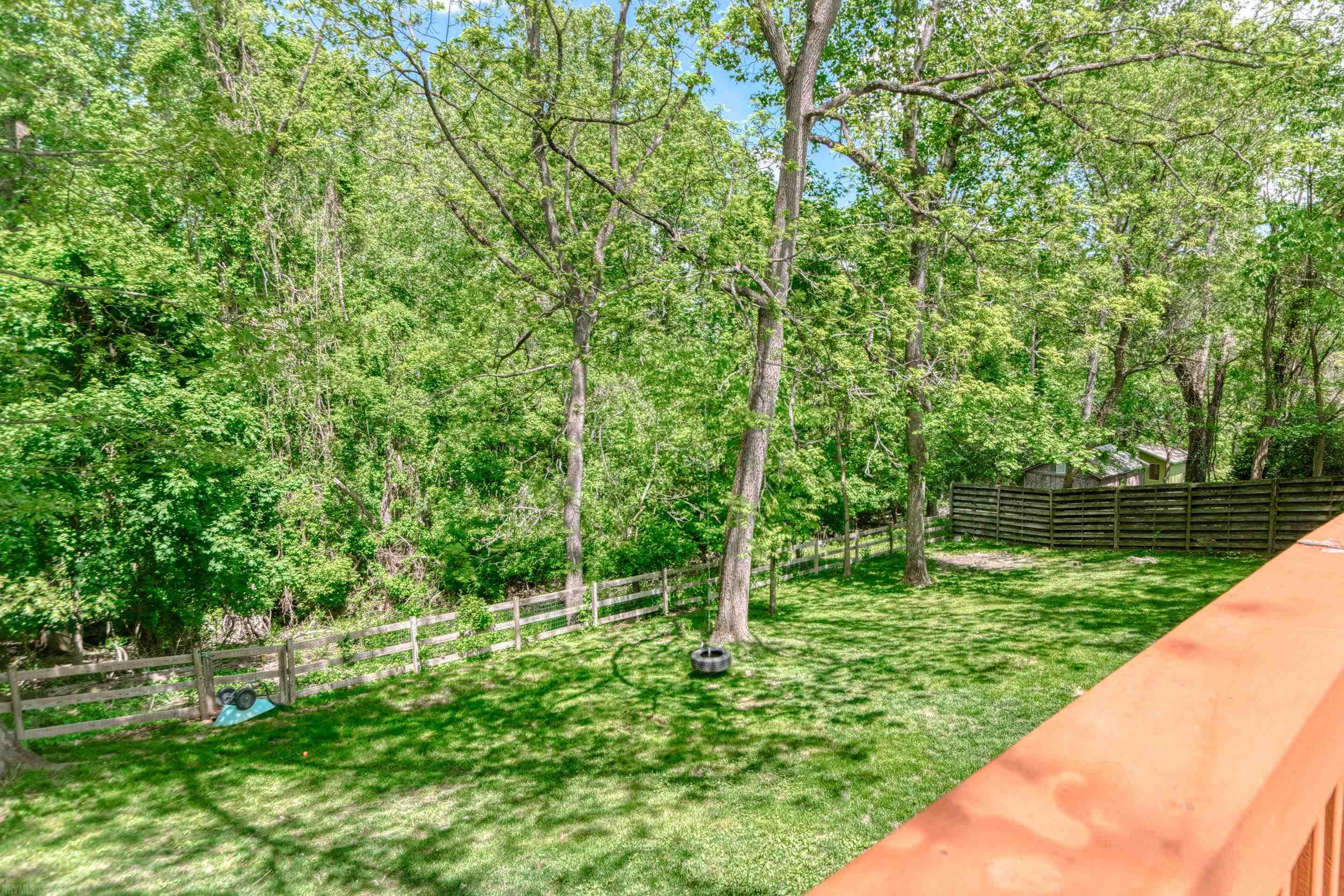 609 LANDSDOWNE Drive