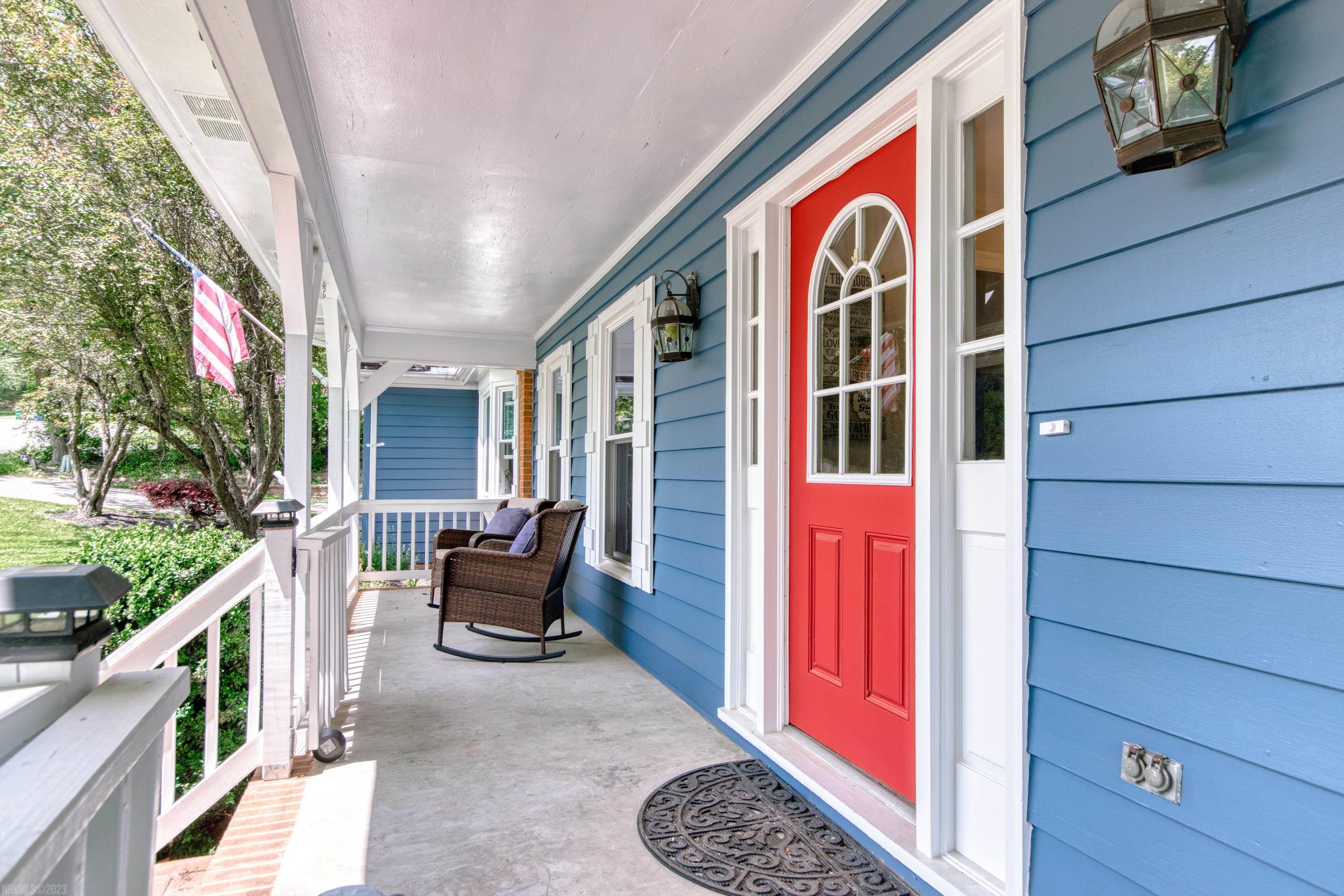 609 LANDSDOWNE Drive