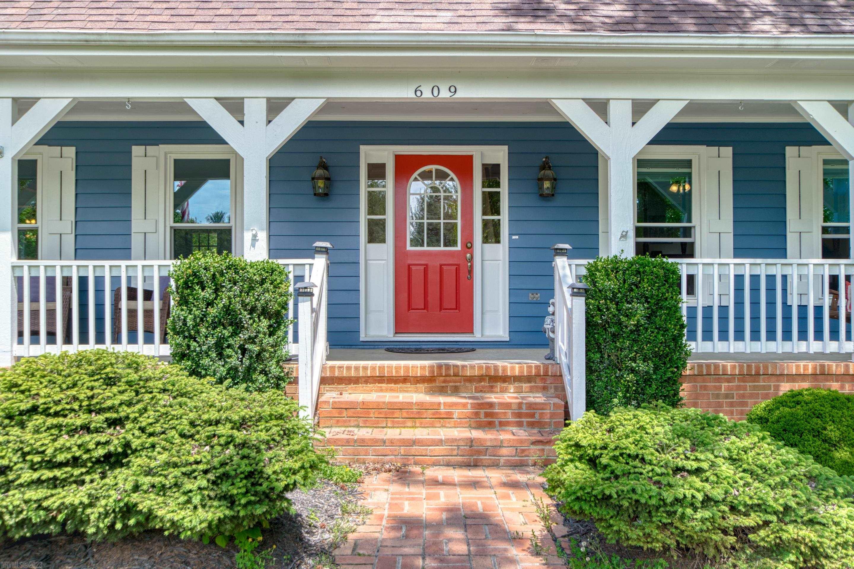 609 LANDSDOWNE Drive