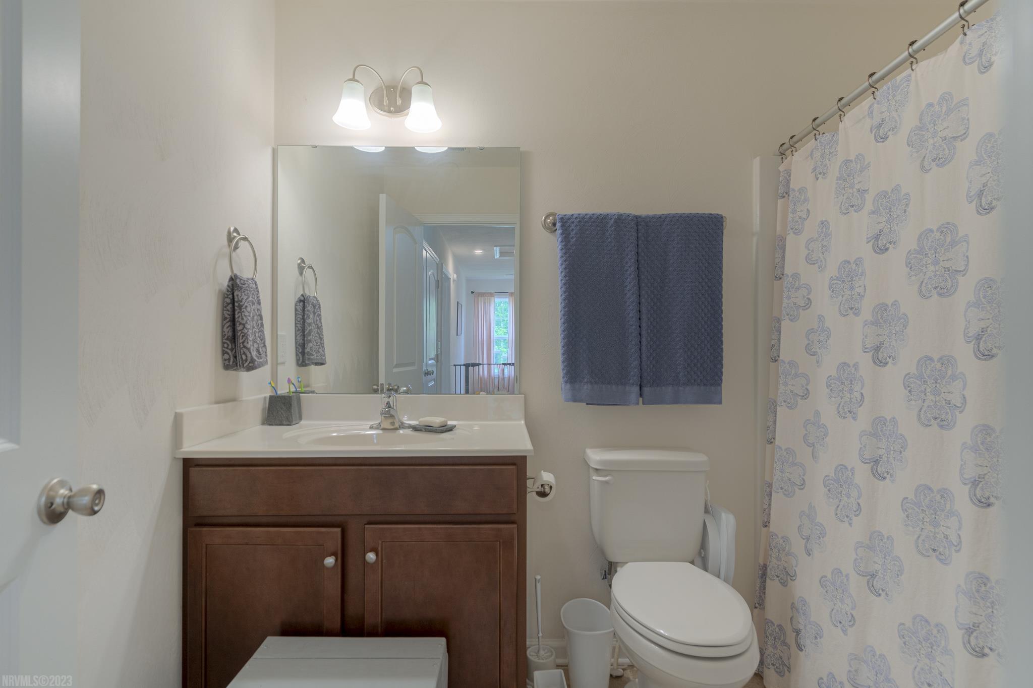 122 PRAIRIE VIEW Lane