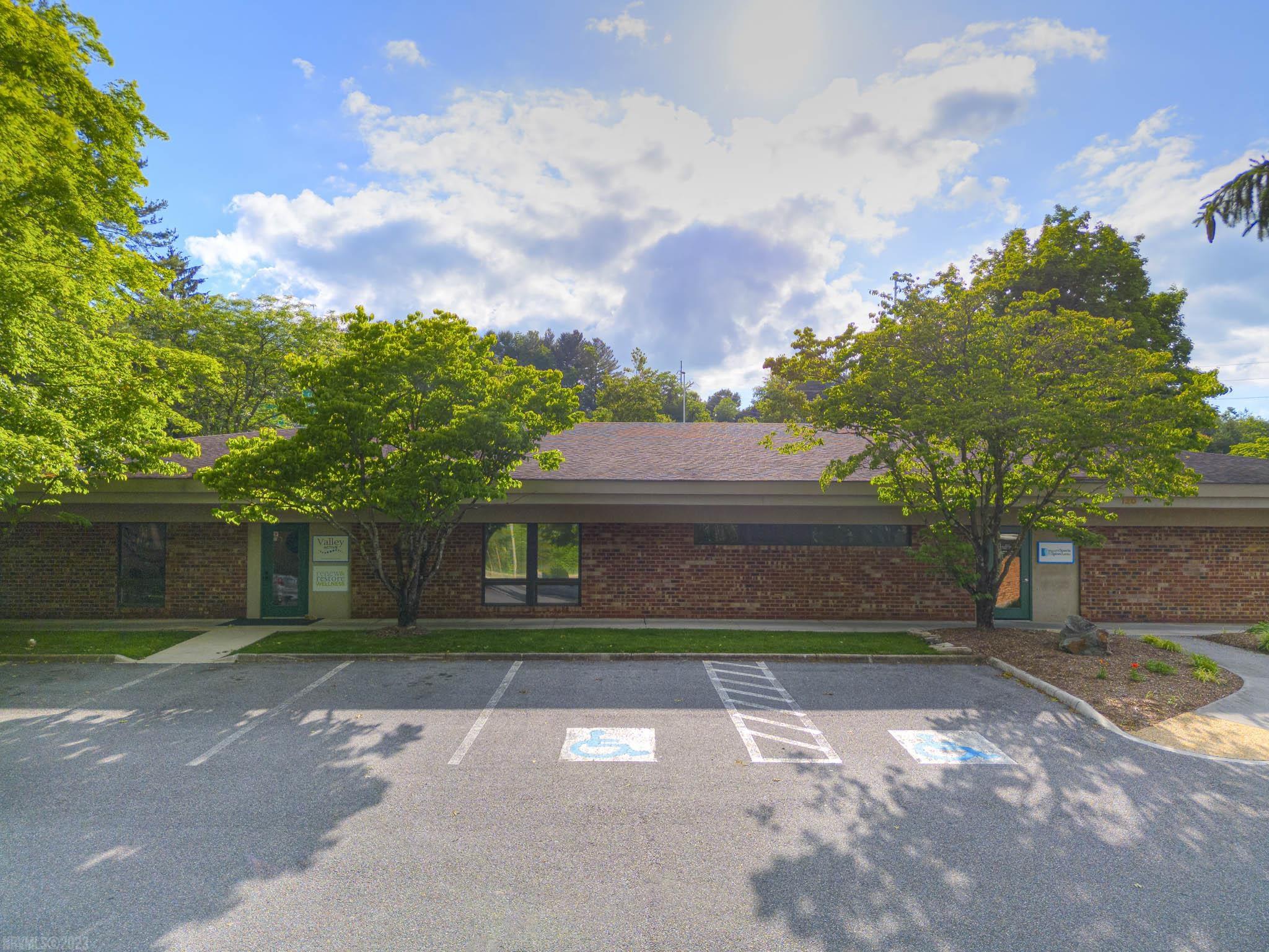 120 Professional Park Drive SE