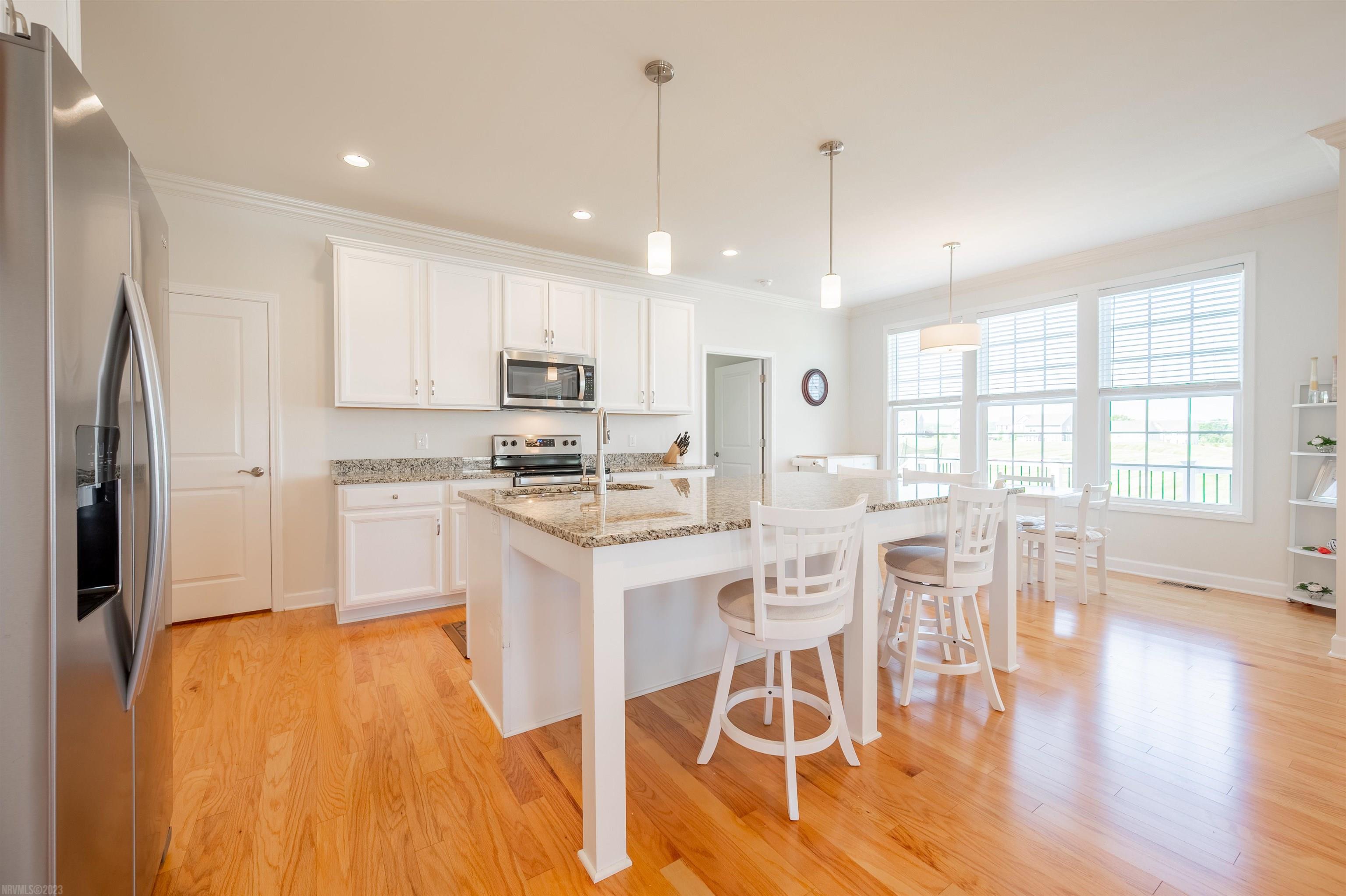 2271 SCENIC RIDGE Circle