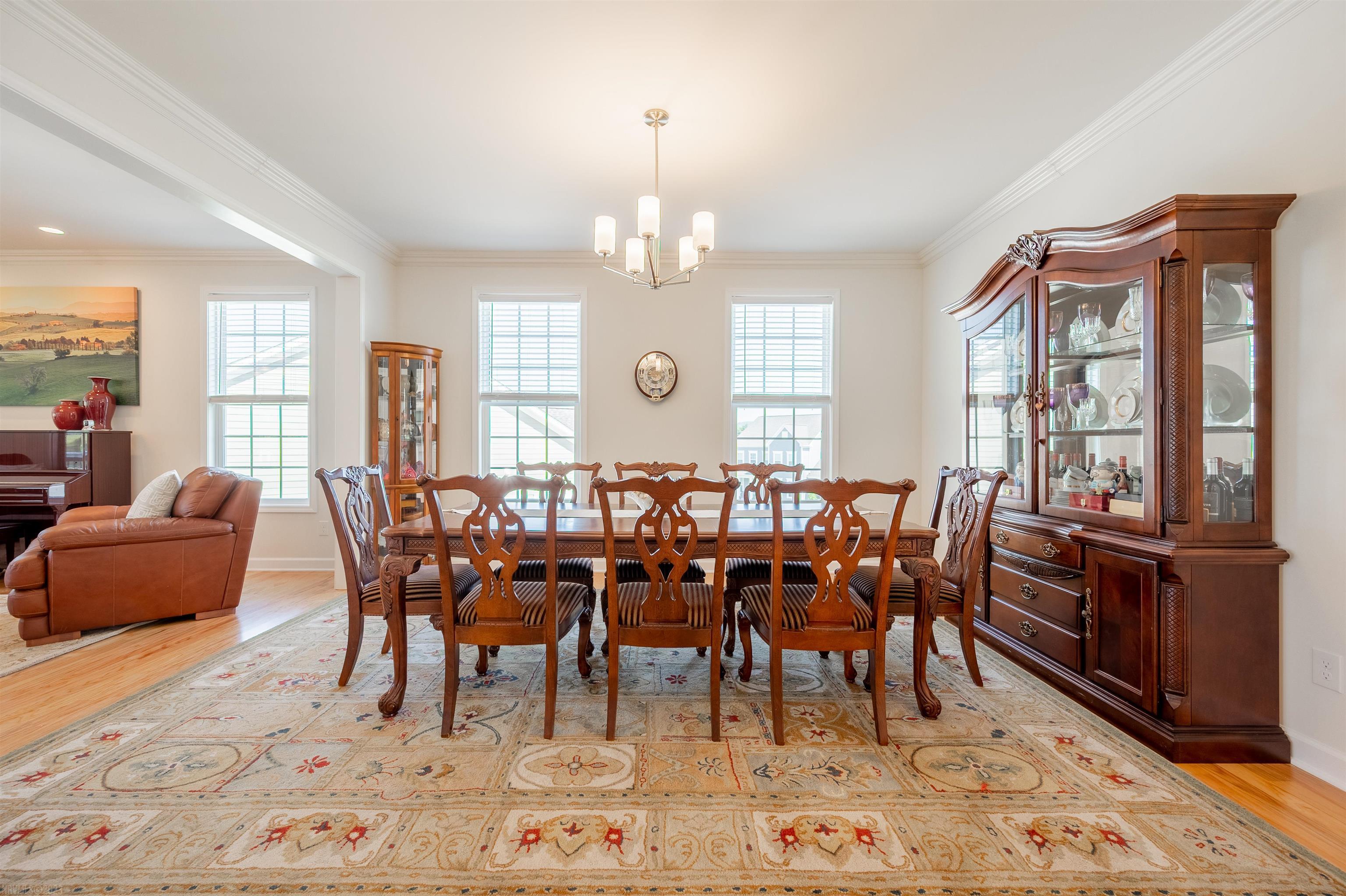 2271 SCENIC RIDGE Circle