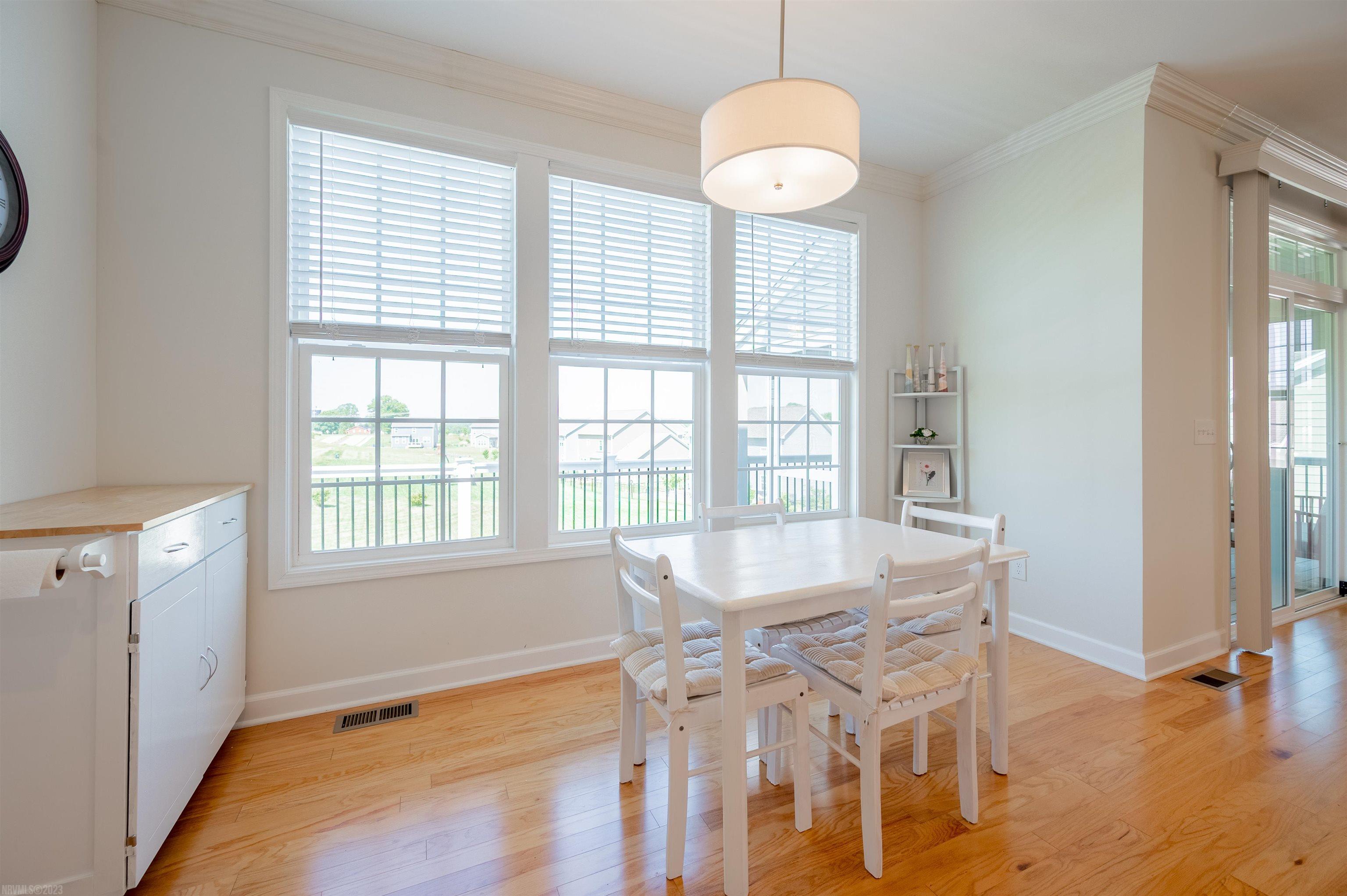 2271 SCENIC RIDGE Circle