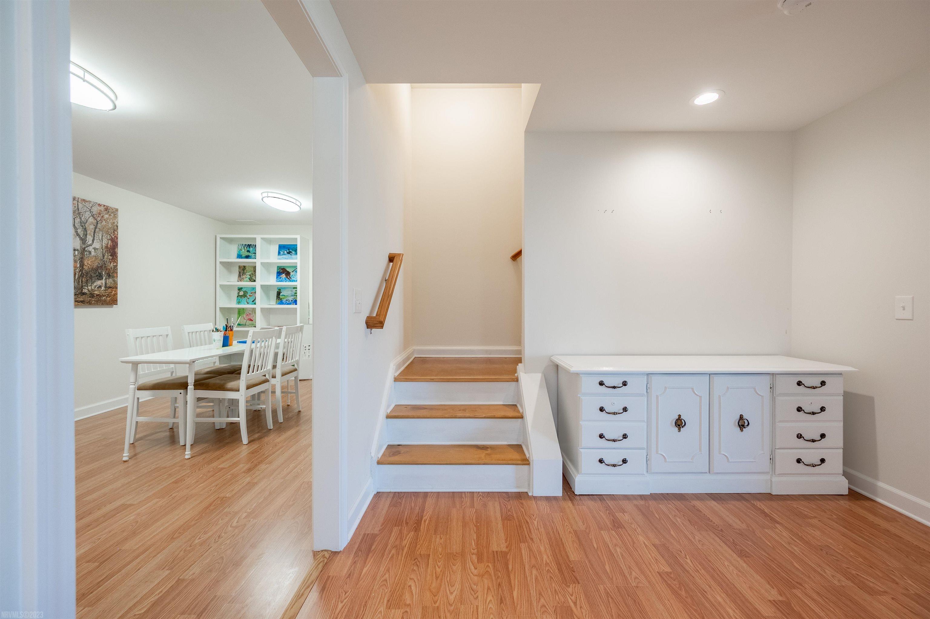 2271 SCENIC RIDGE Circle
