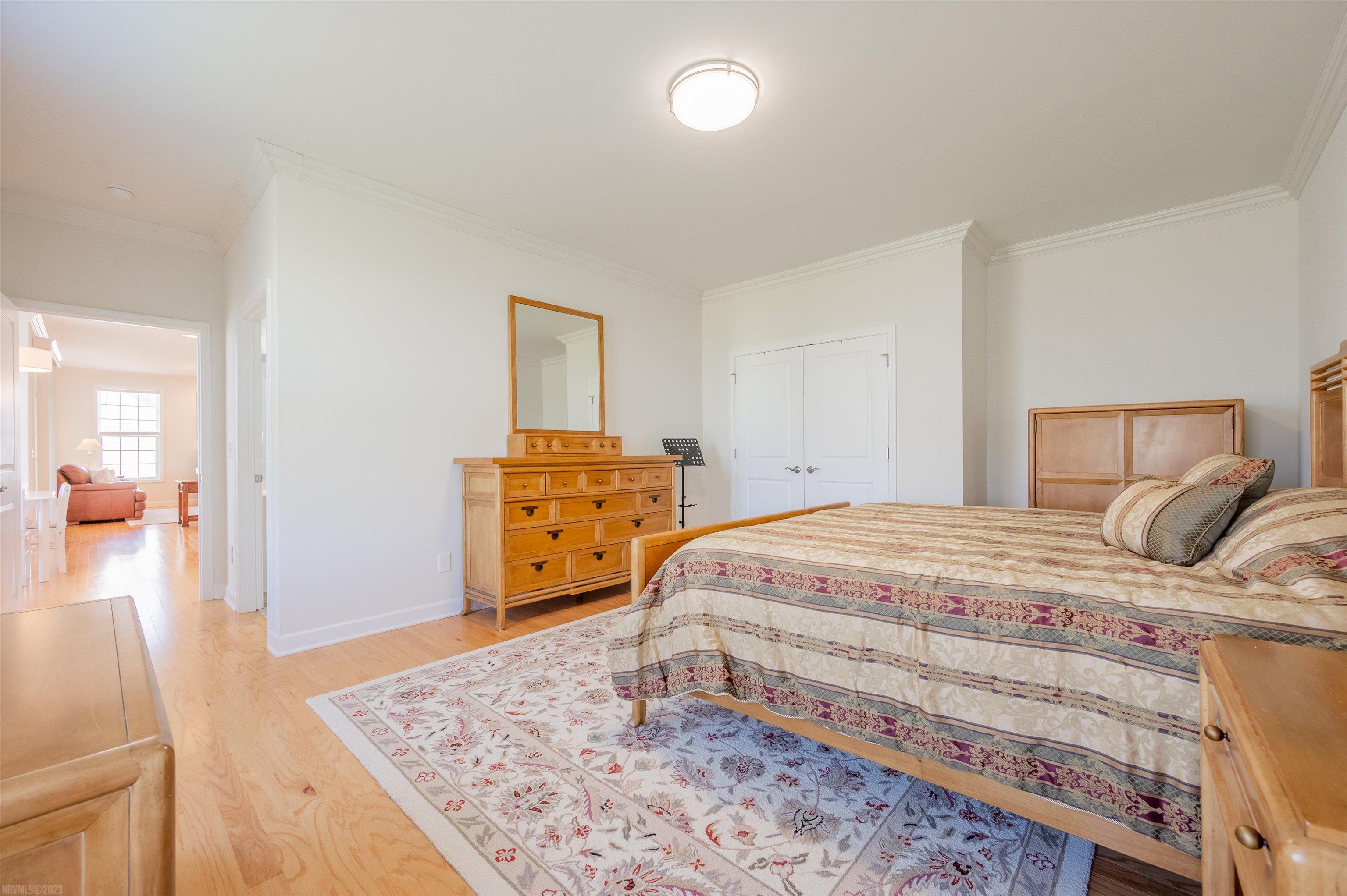 2271 SCENIC RIDGE Circle