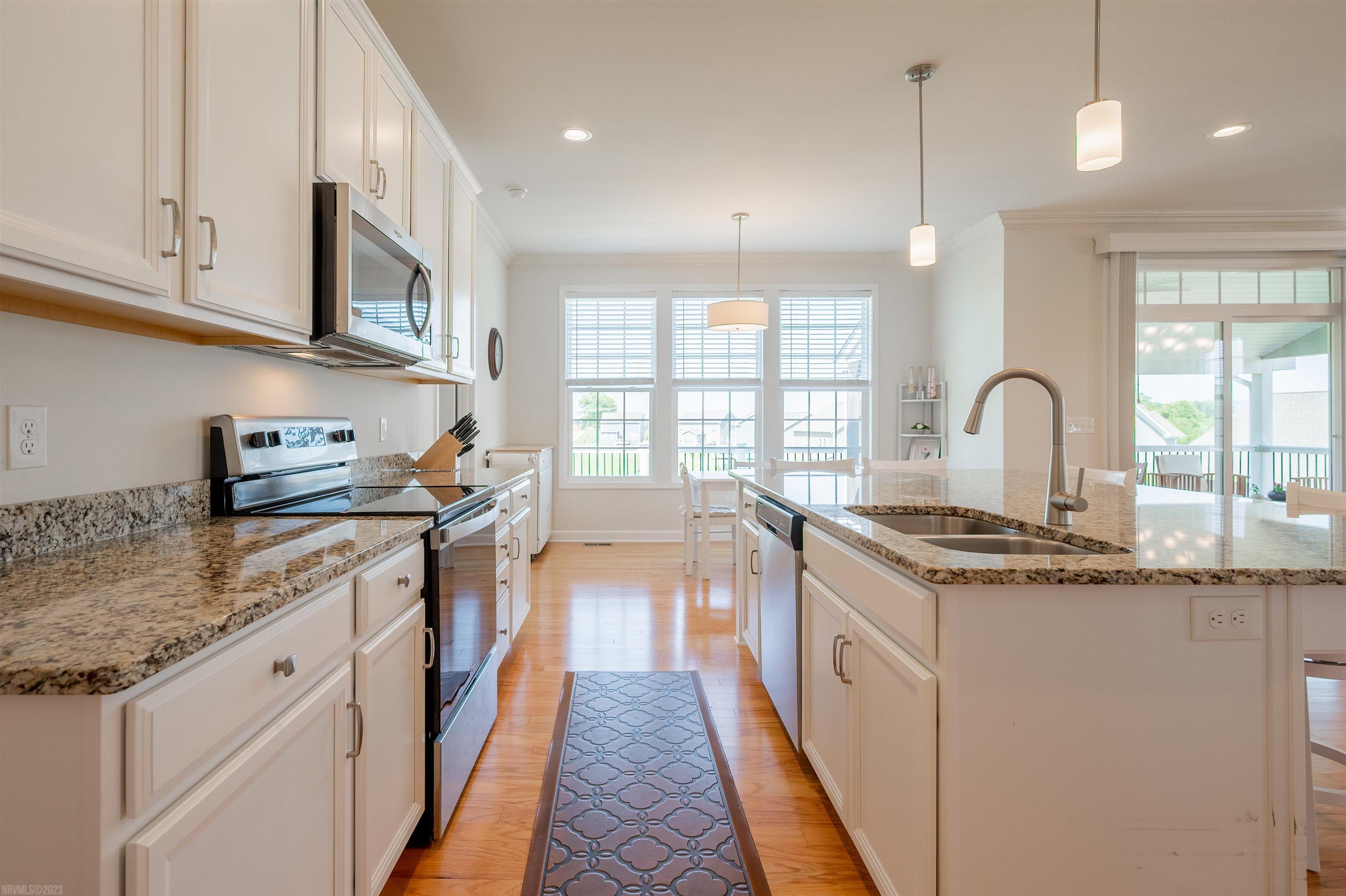 2271 SCENIC RIDGE Circle