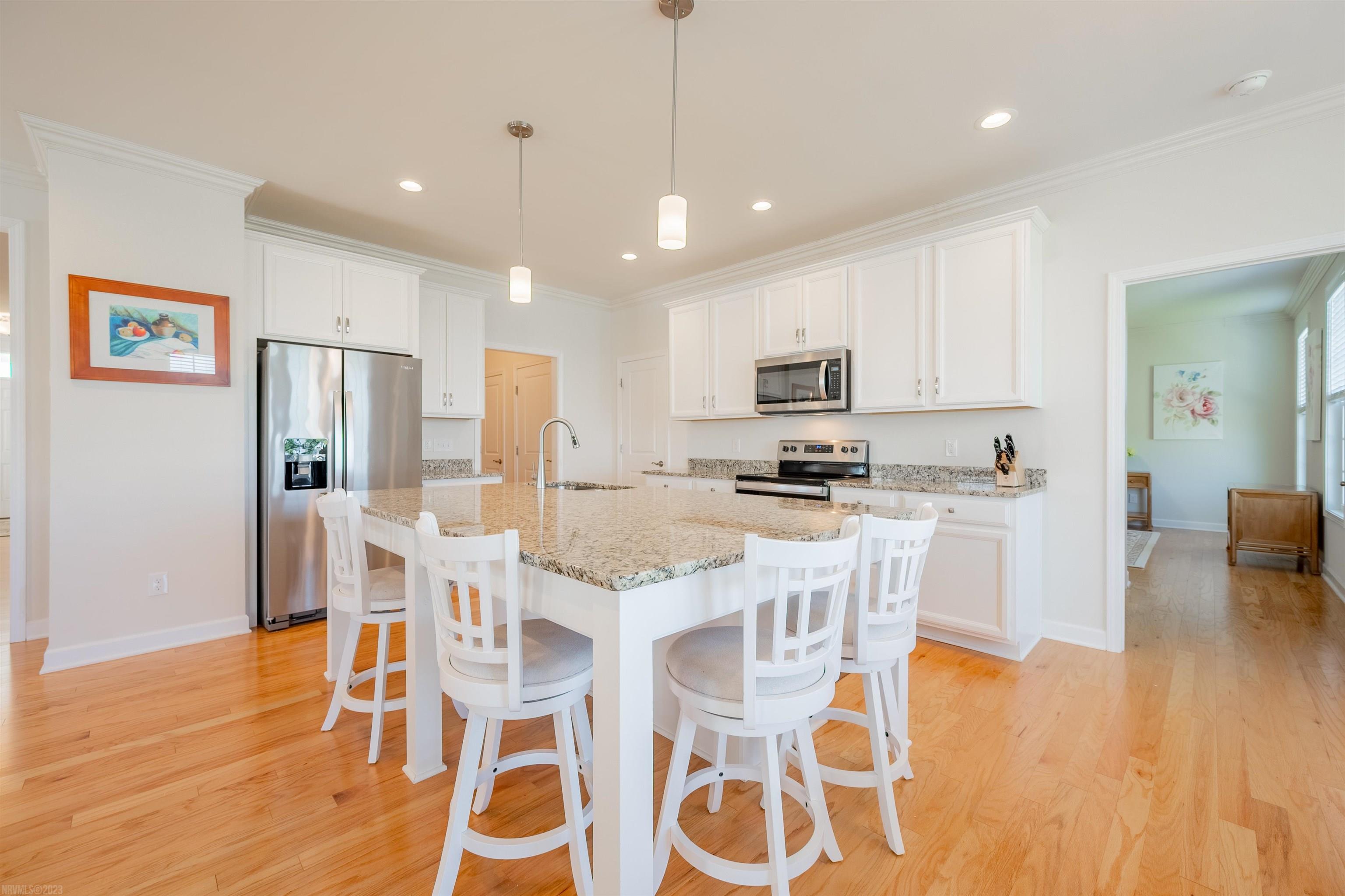 2271 SCENIC RIDGE Circle