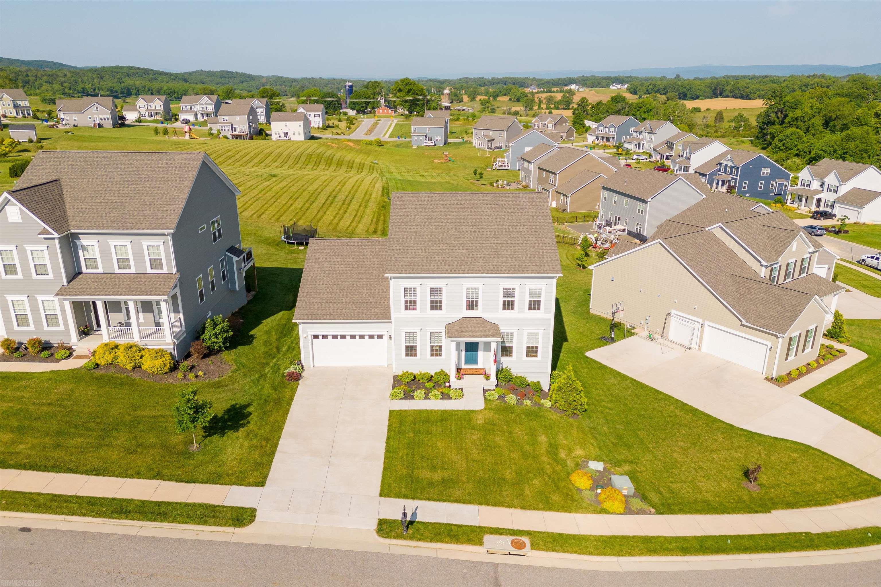 2271 SCENIC RIDGE Circle