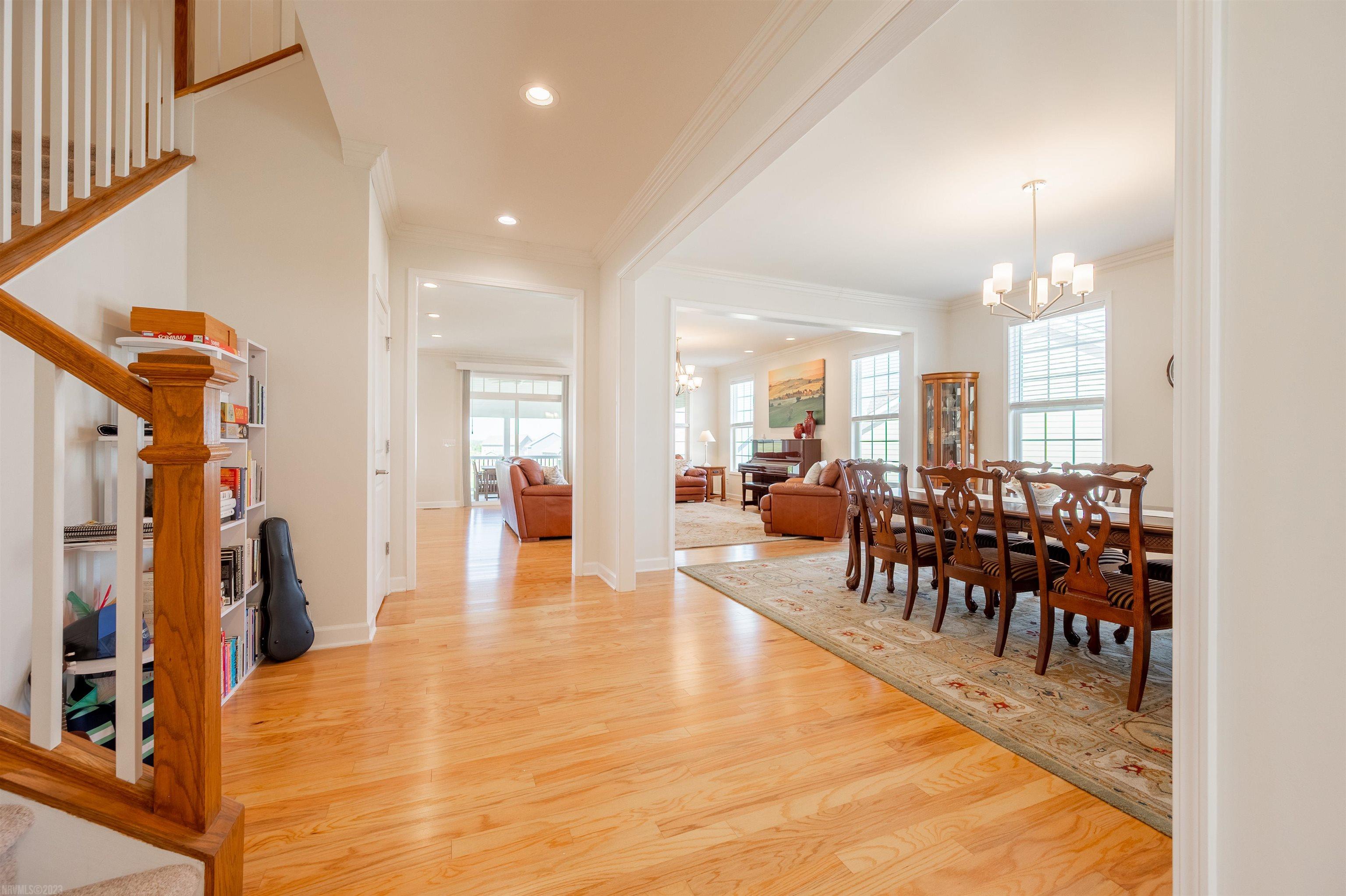 2271 SCENIC RIDGE Circle