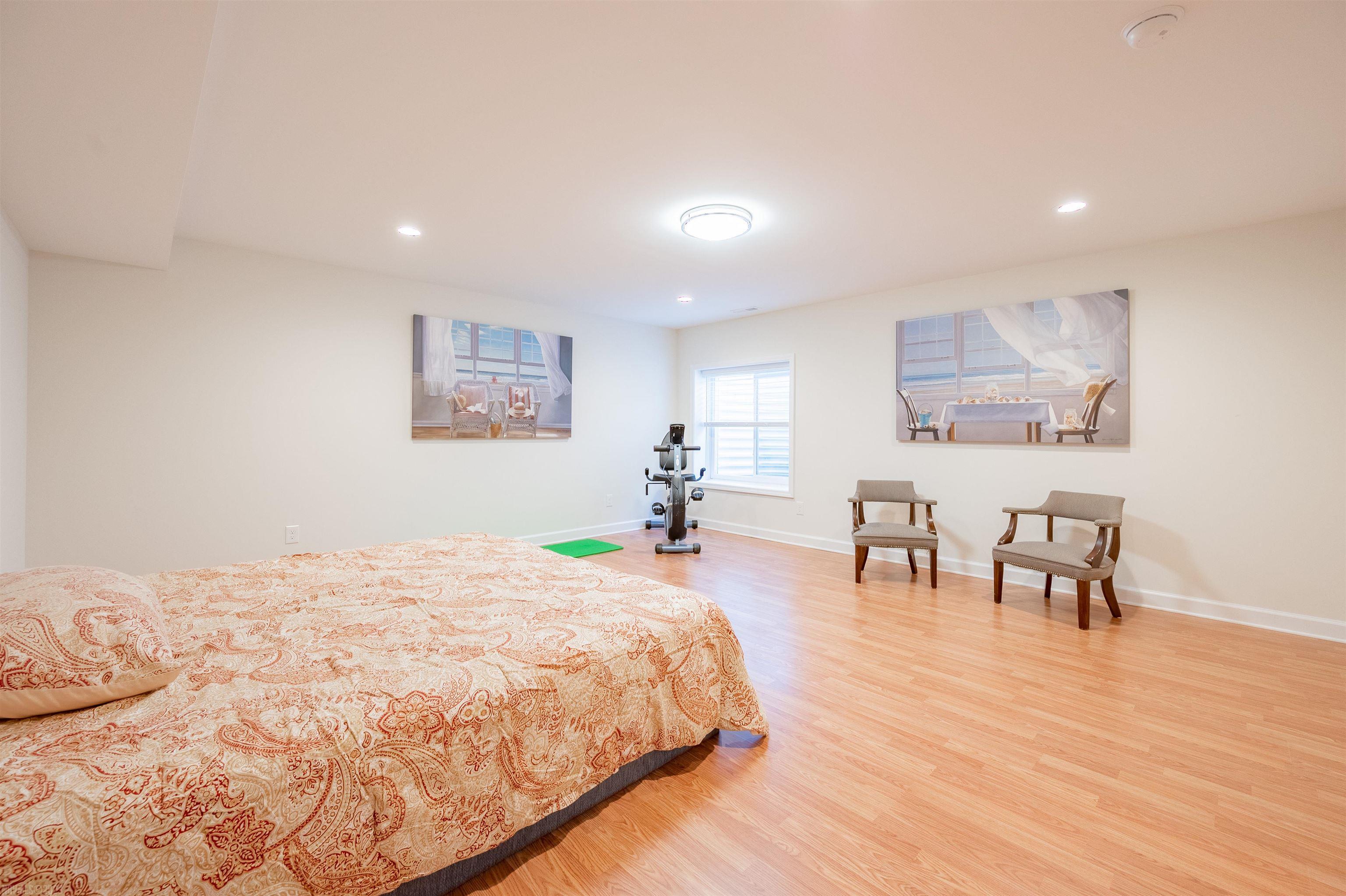 2271 SCENIC RIDGE Circle