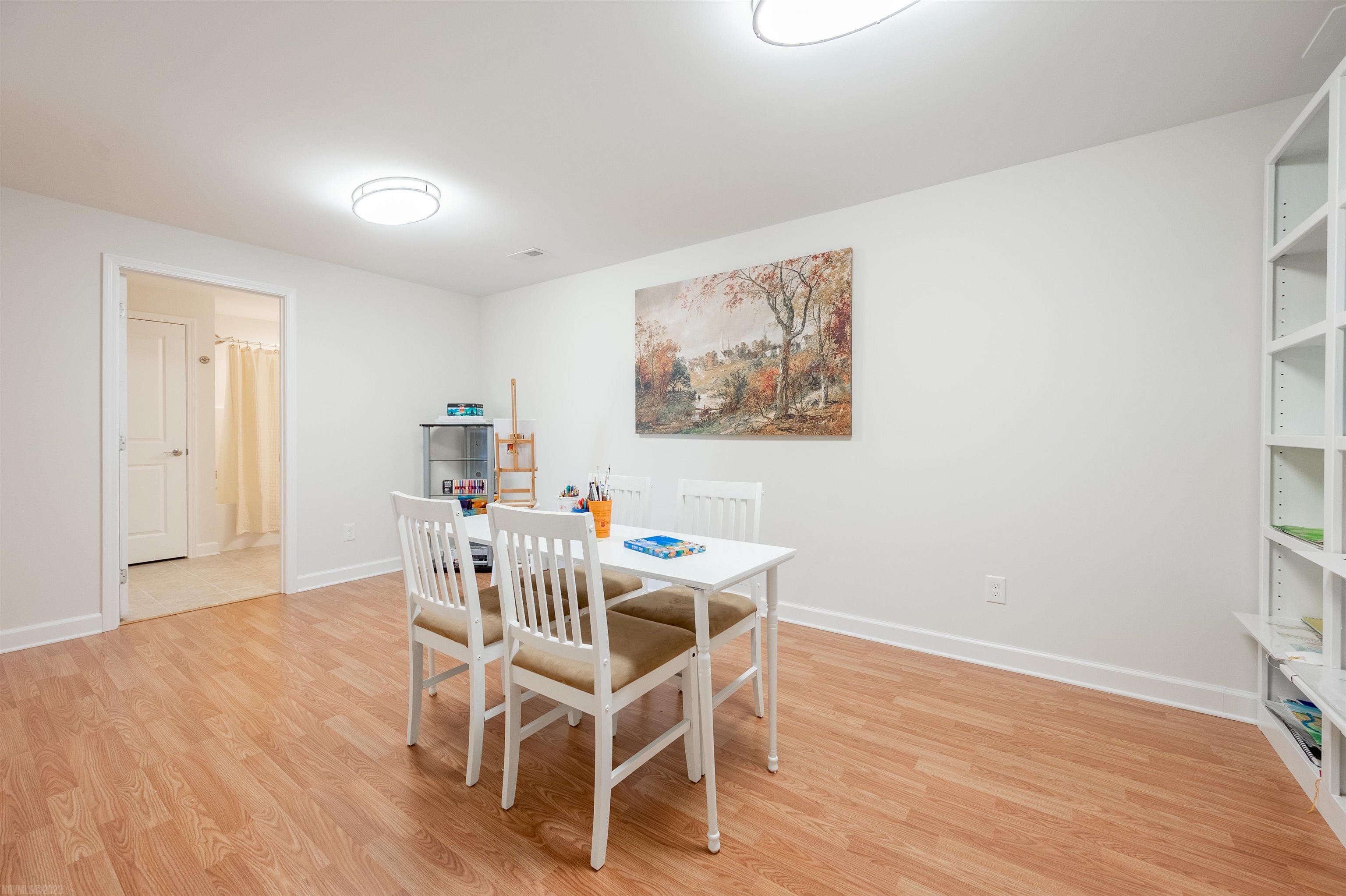 2271 SCENIC RIDGE Circle