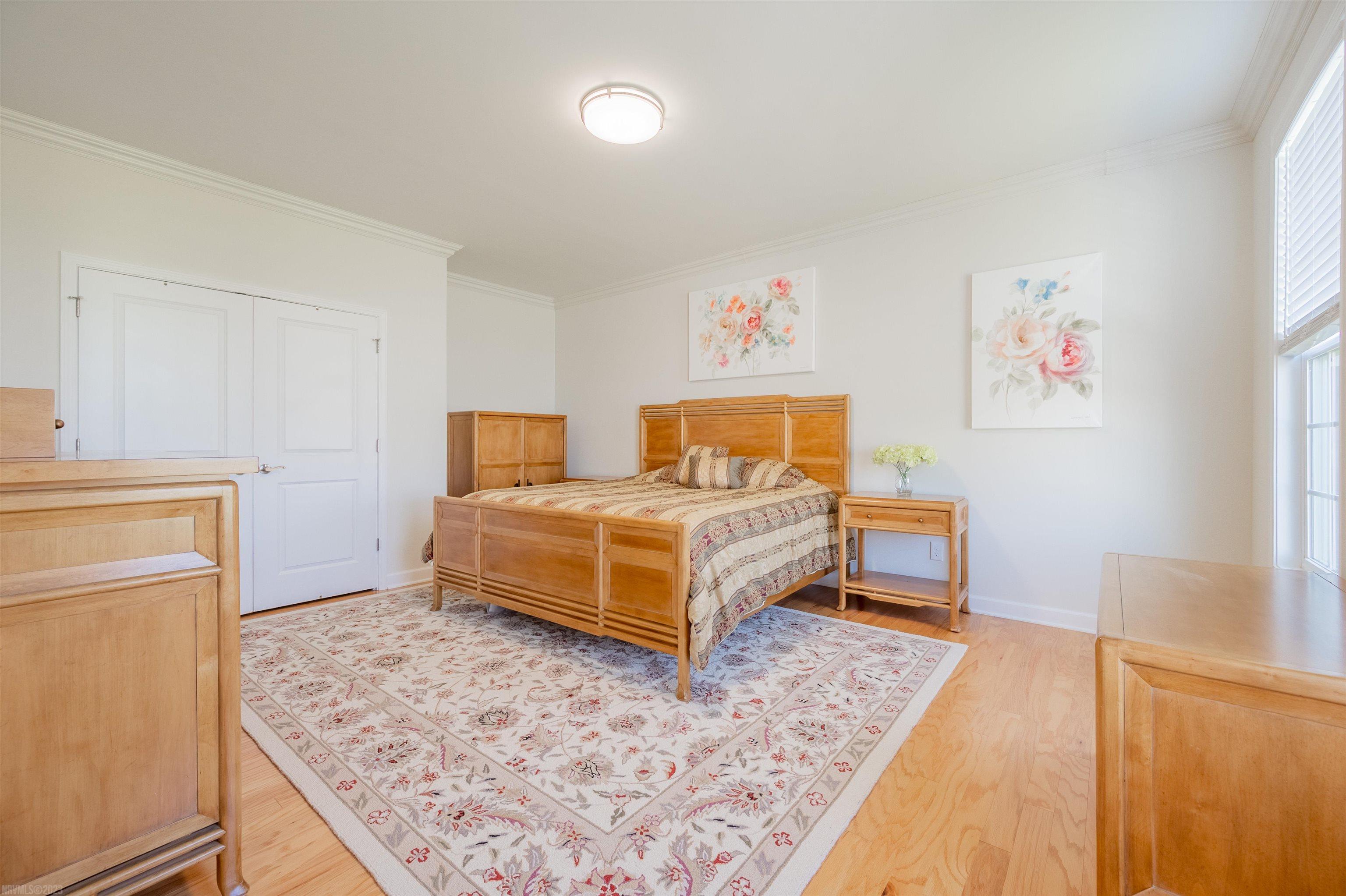 2271 SCENIC RIDGE Circle