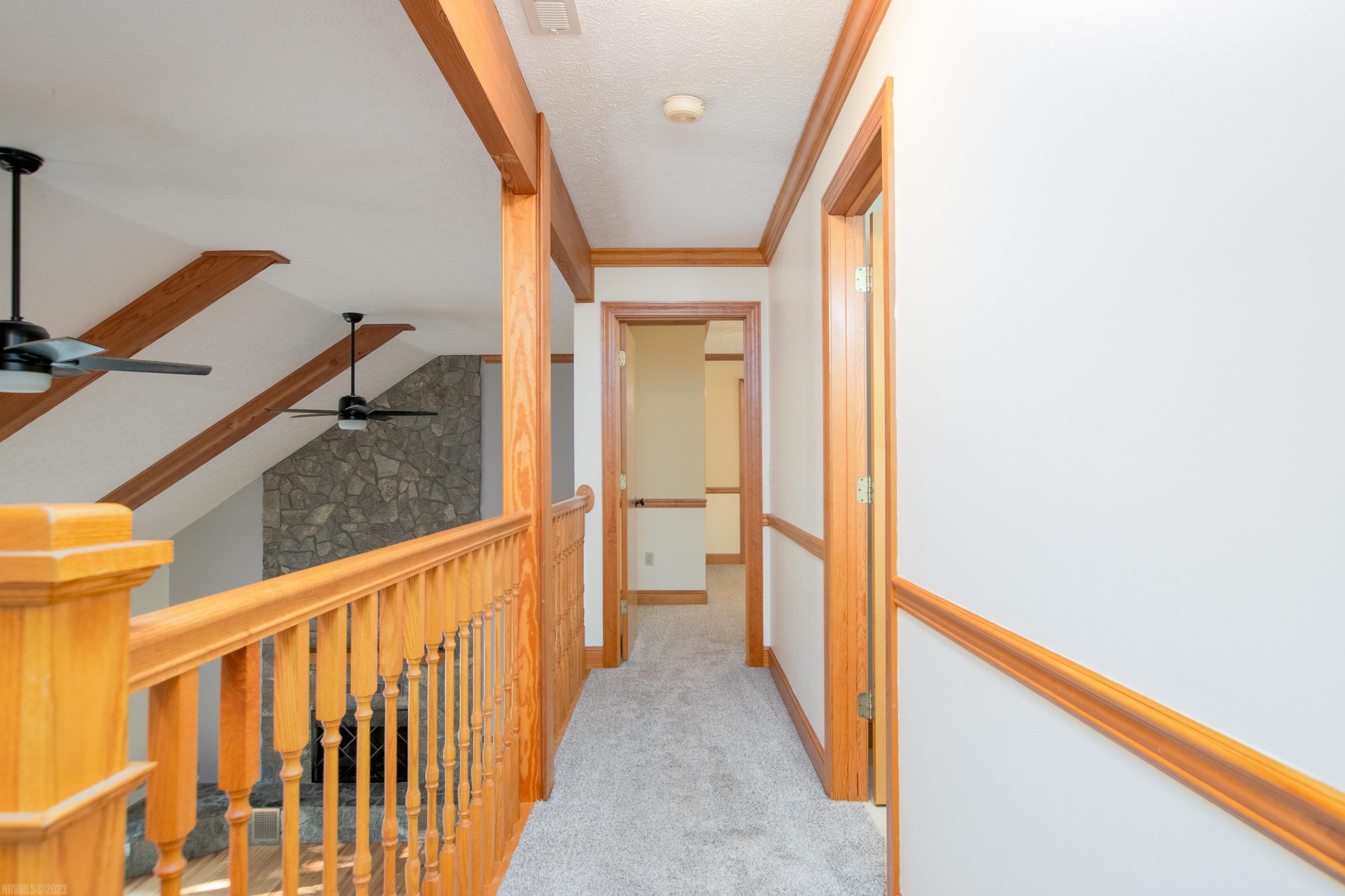 295 DEERCROFT Drive