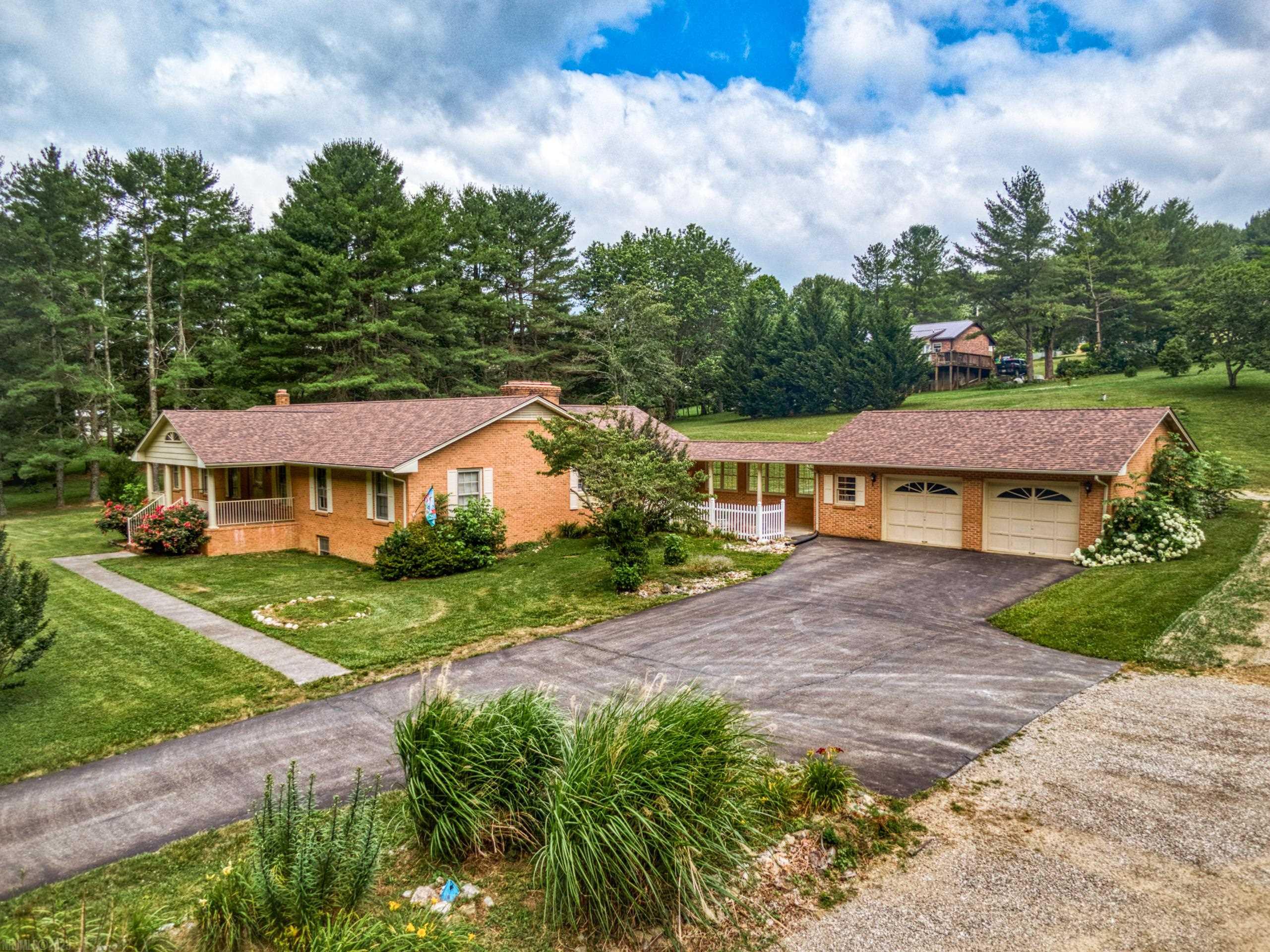 2716 Mud Pike Road