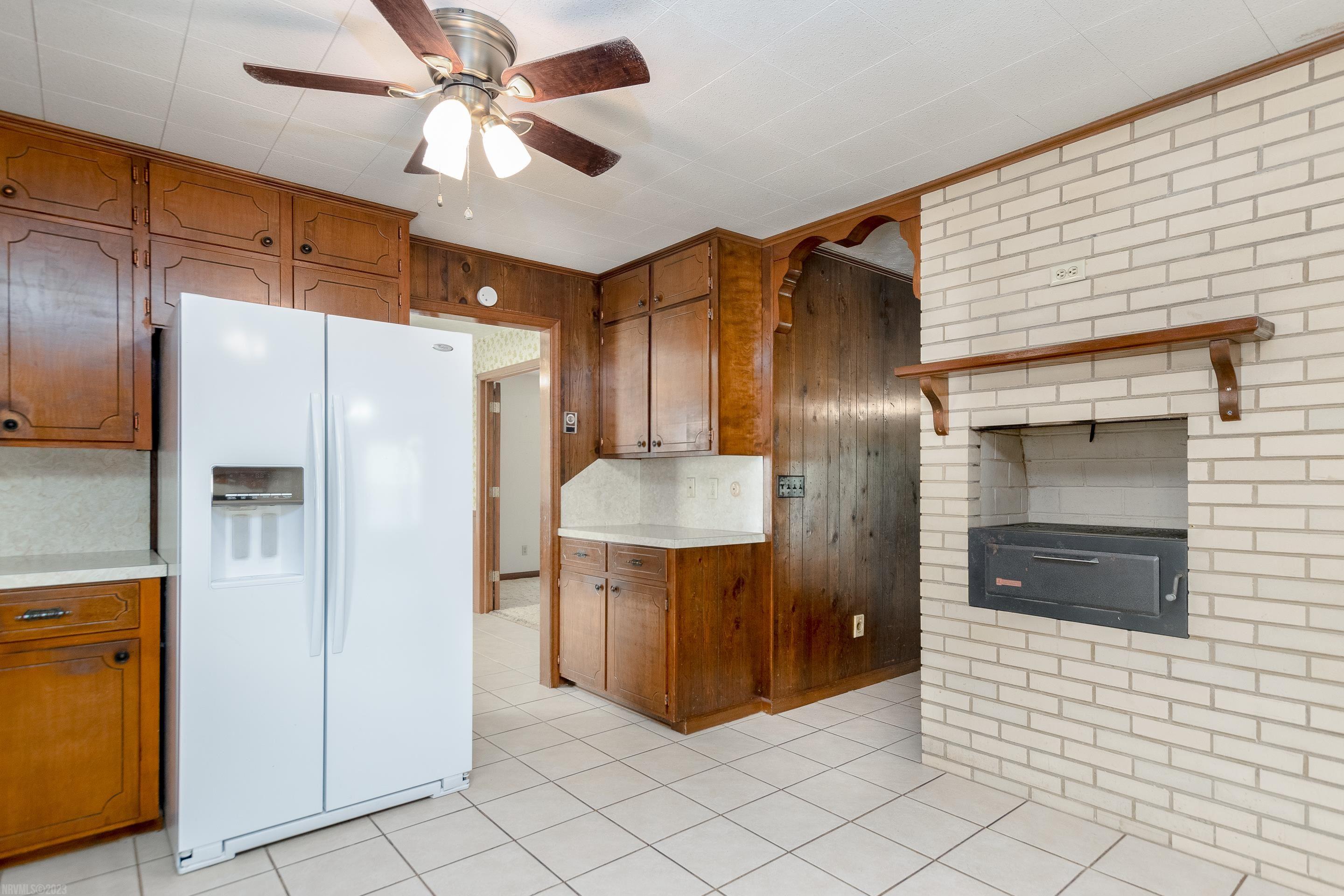 2716 Mud Pike Road