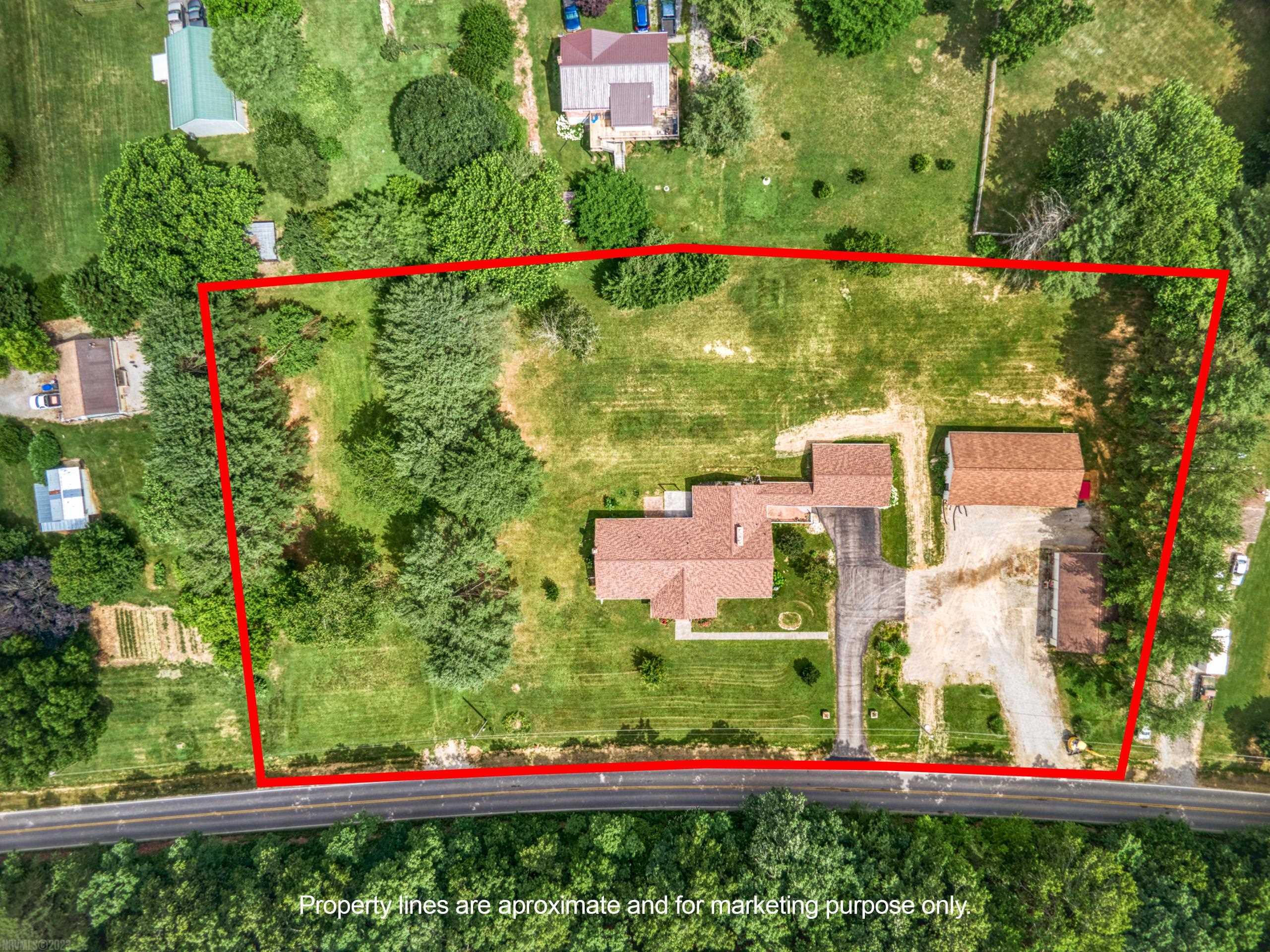 2716 Mud Pike Road