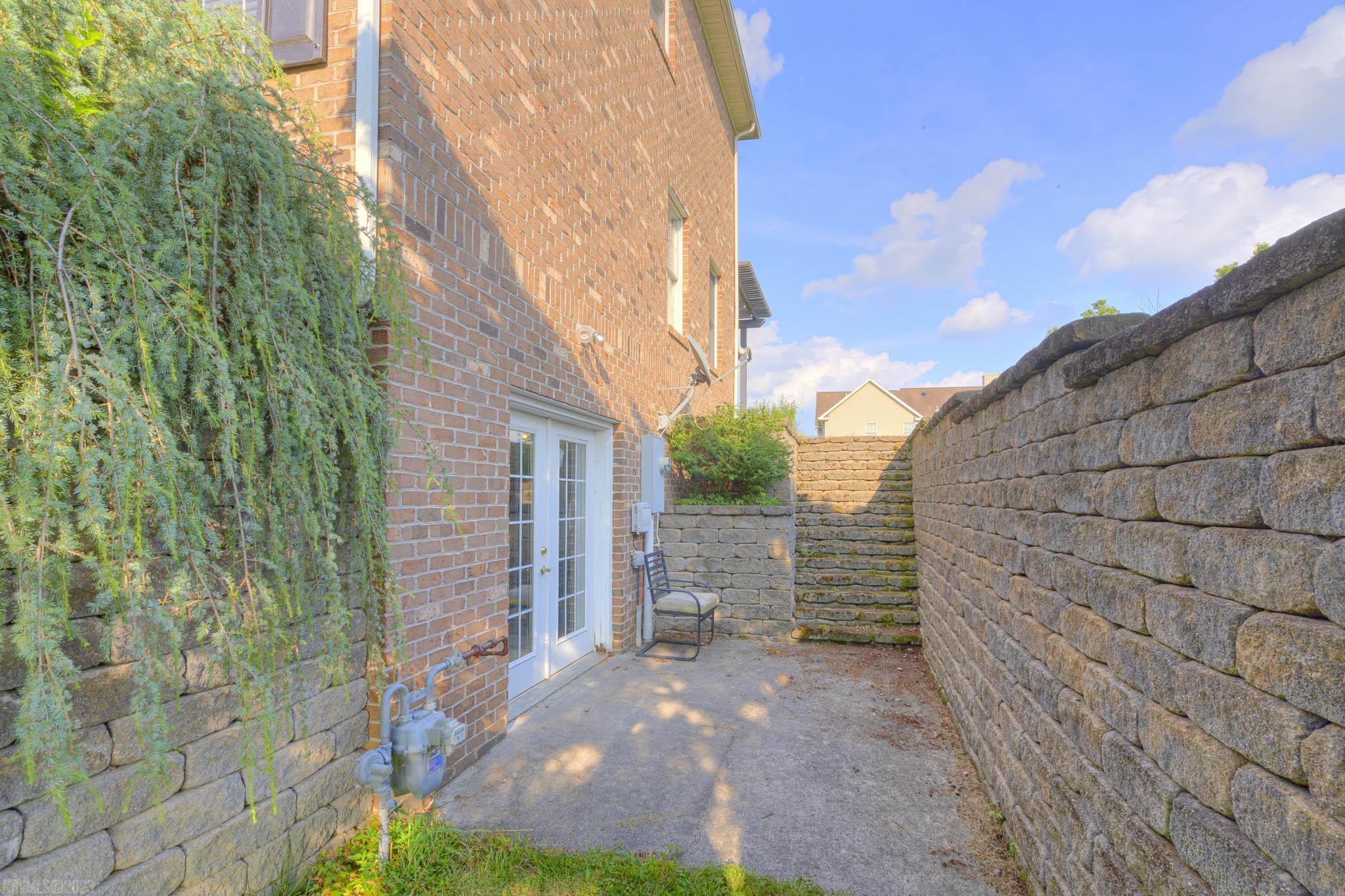 135 Cedar Bluff Drive