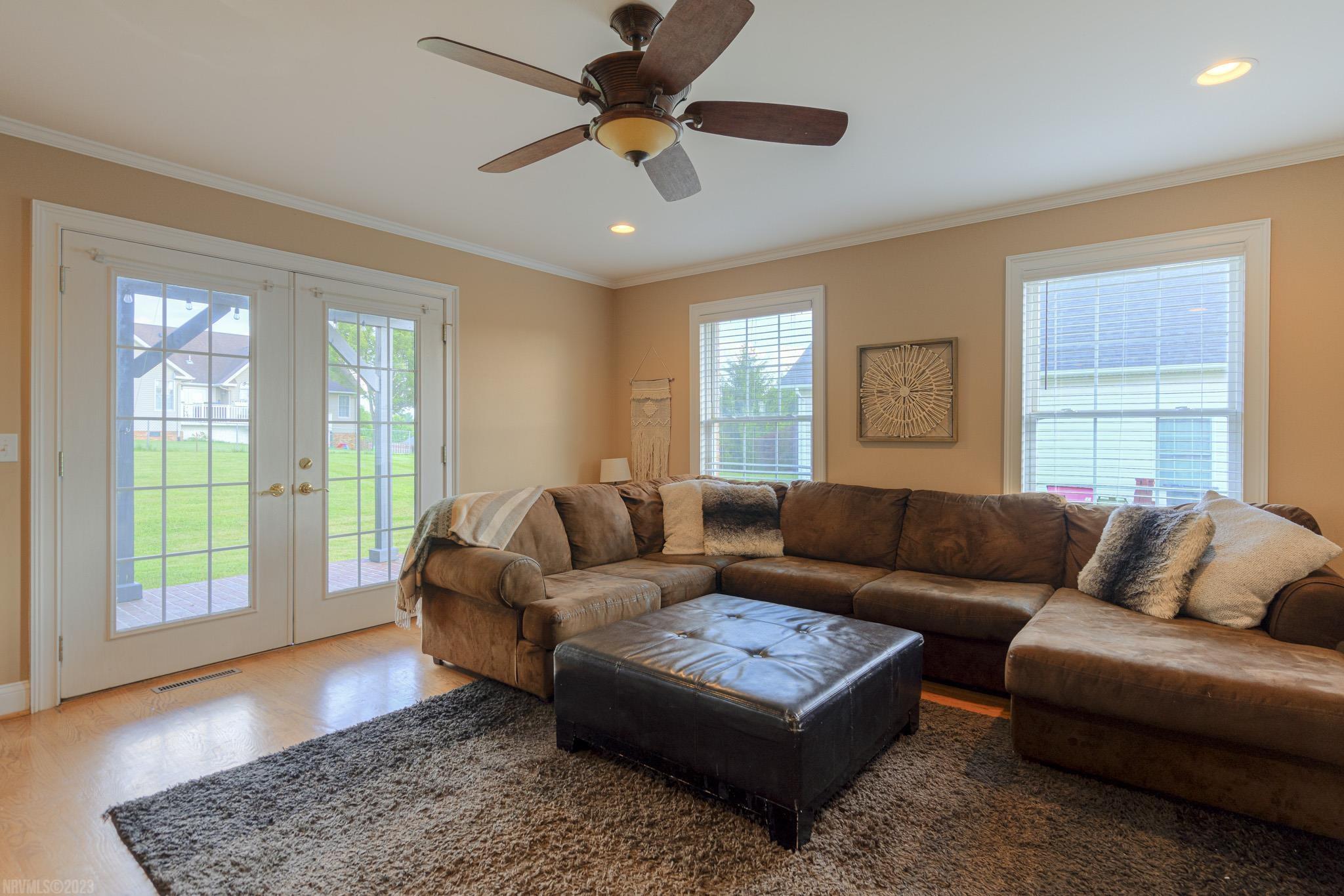 135 Cedar Bluff Drive