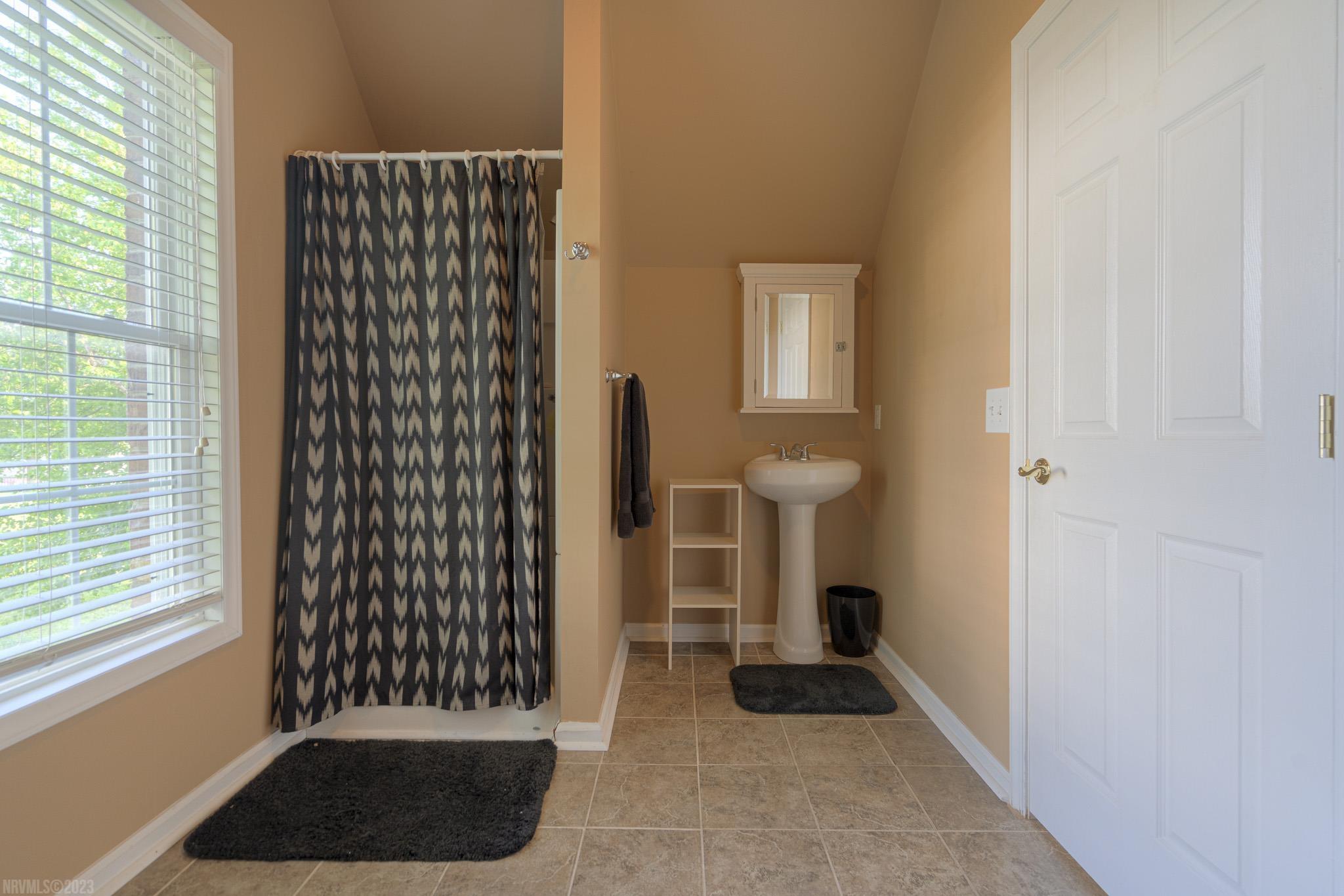 135 Cedar Bluff Drive