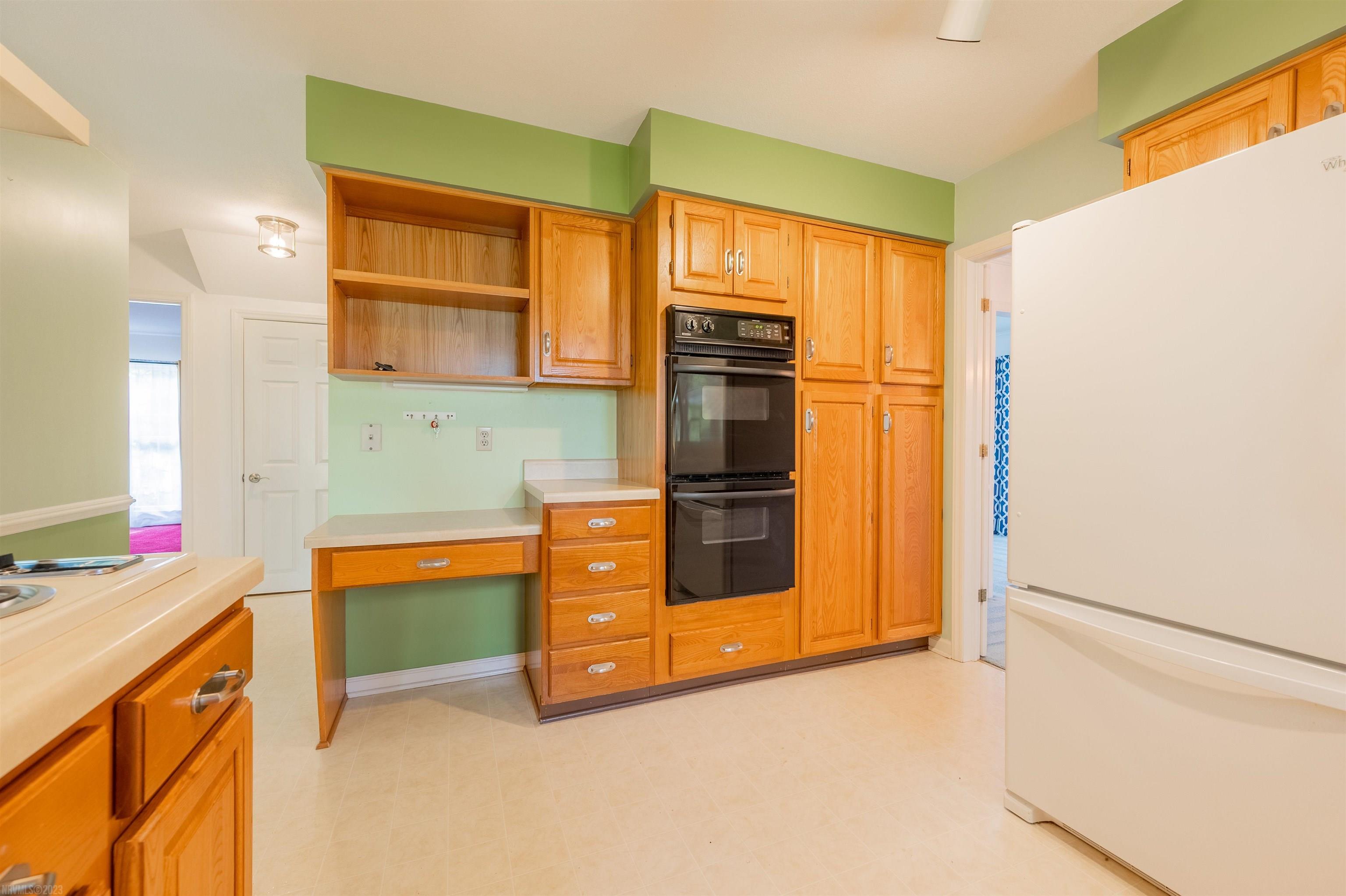 3008 LANCASTER Drive
