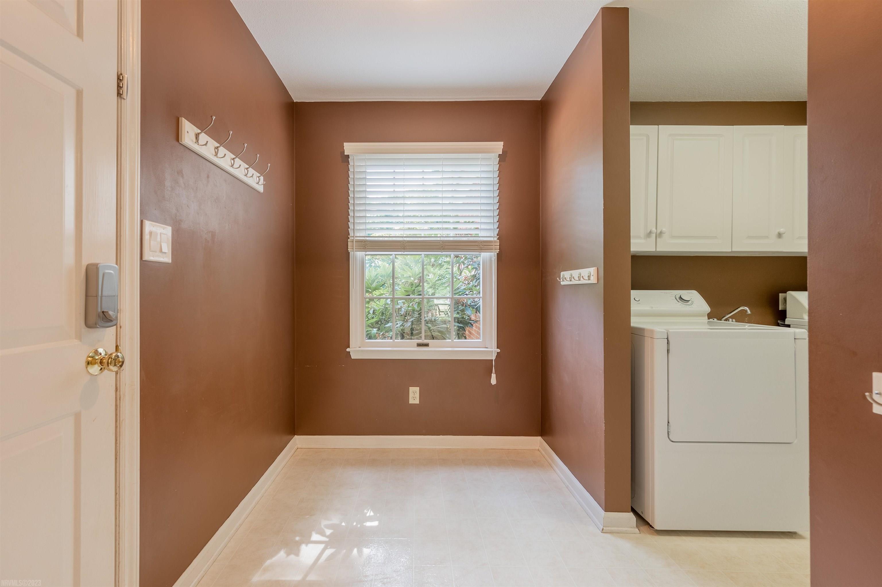 3008 LANCASTER Drive