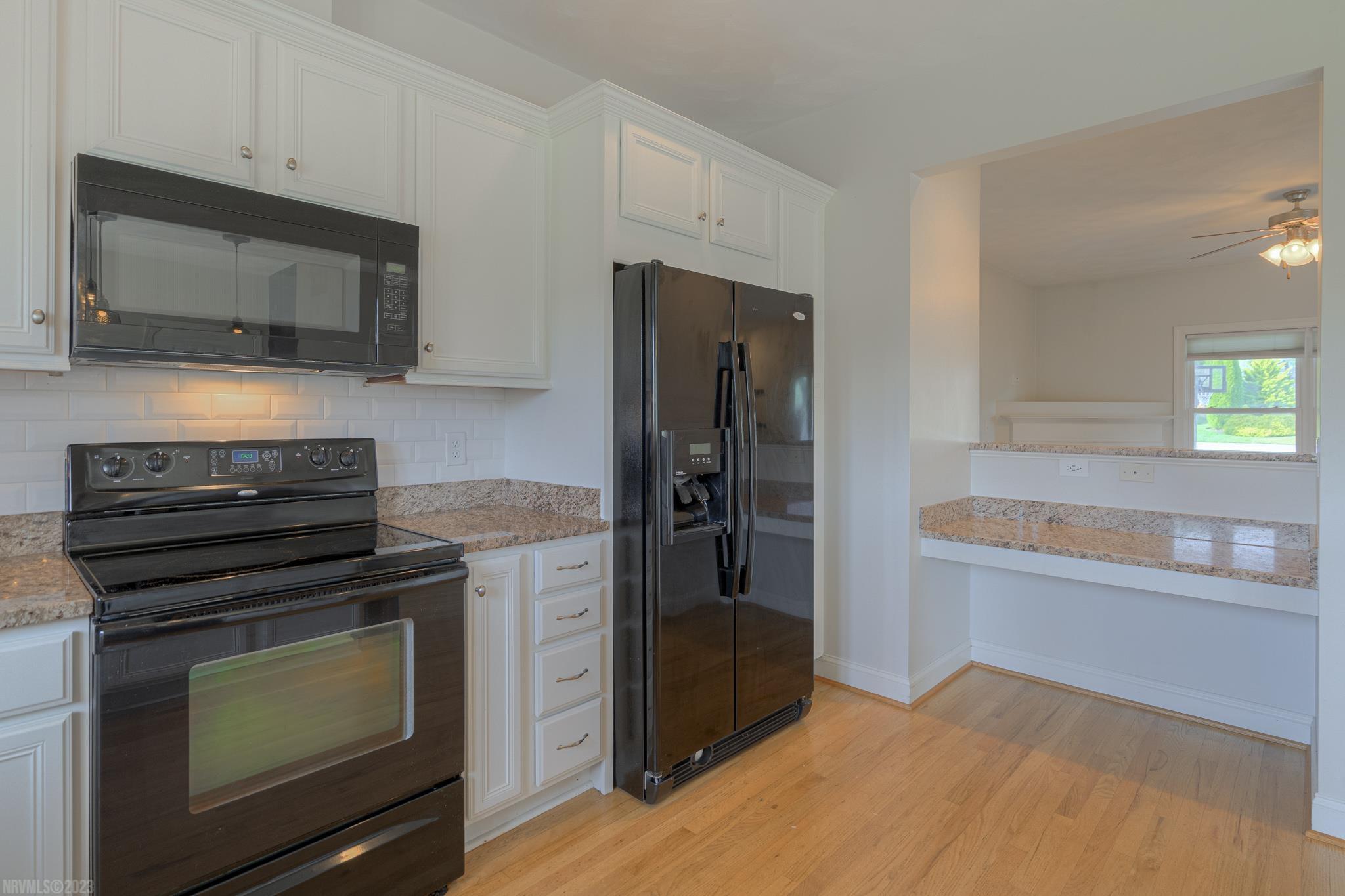 1807 Asher Lane