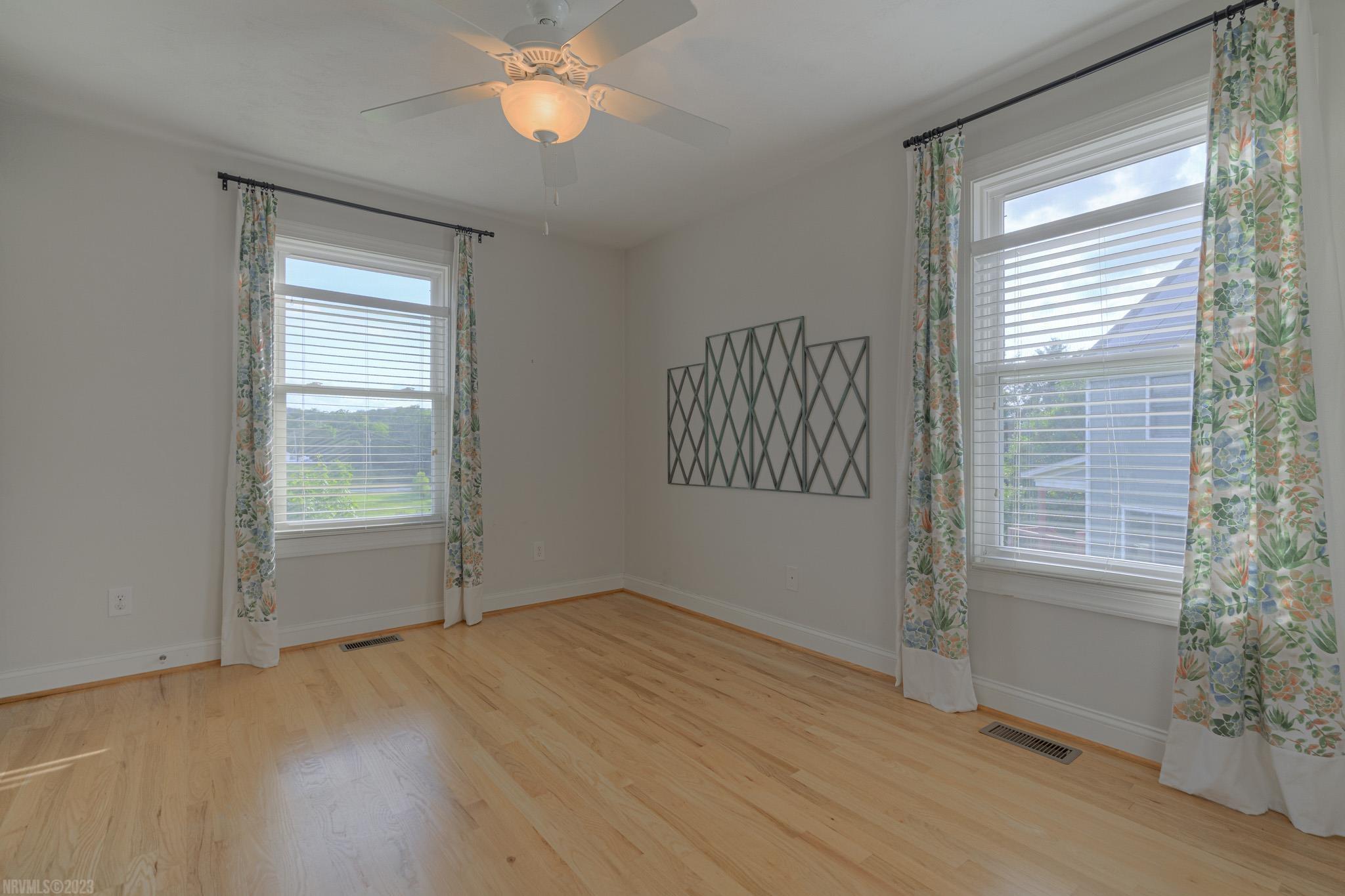 1807 Asher Lane