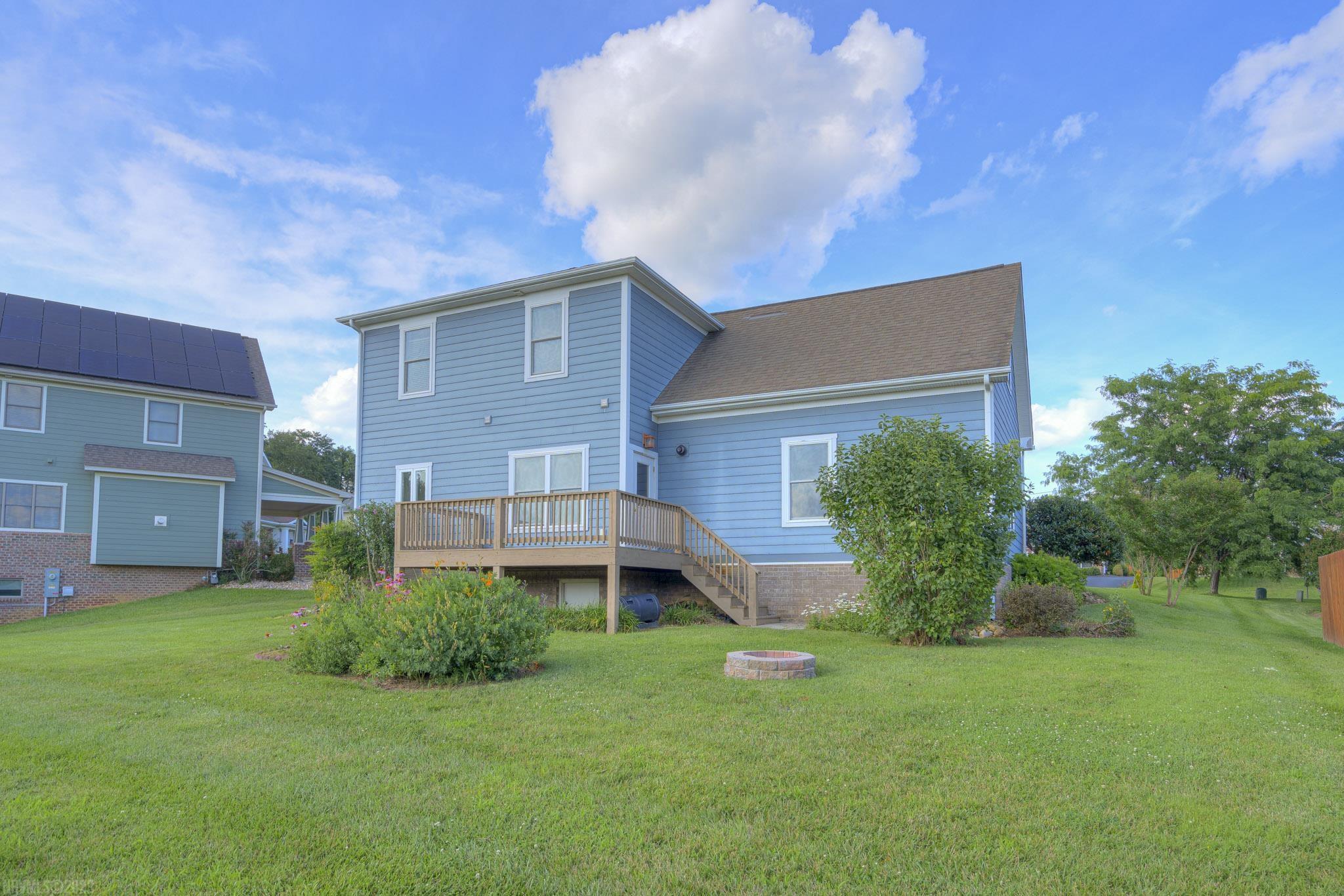 1807 Asher Lane