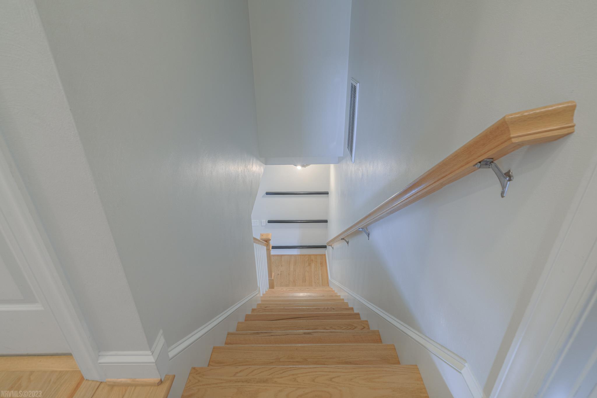 1807 Asher Lane
