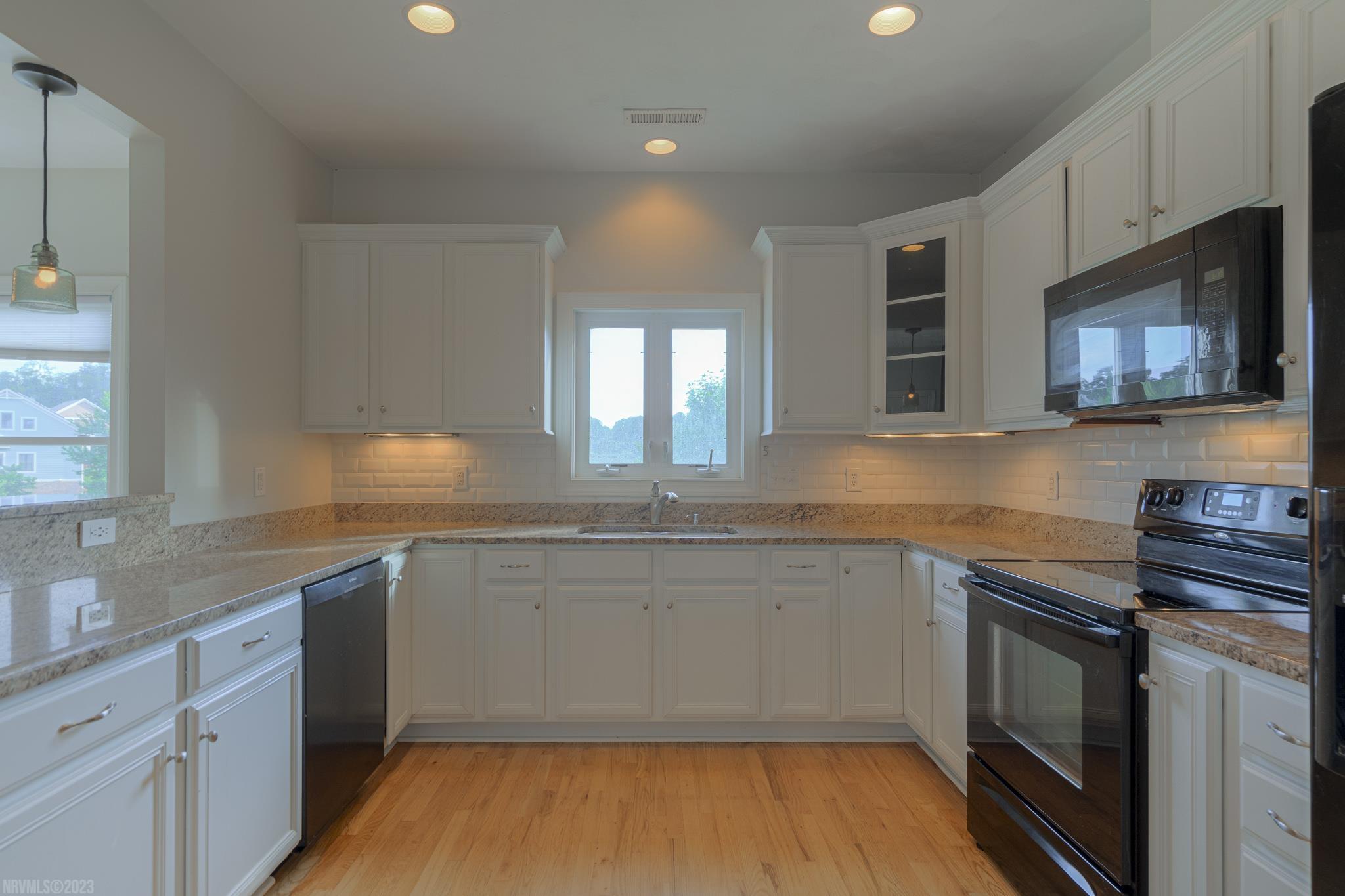 1807 Asher Lane