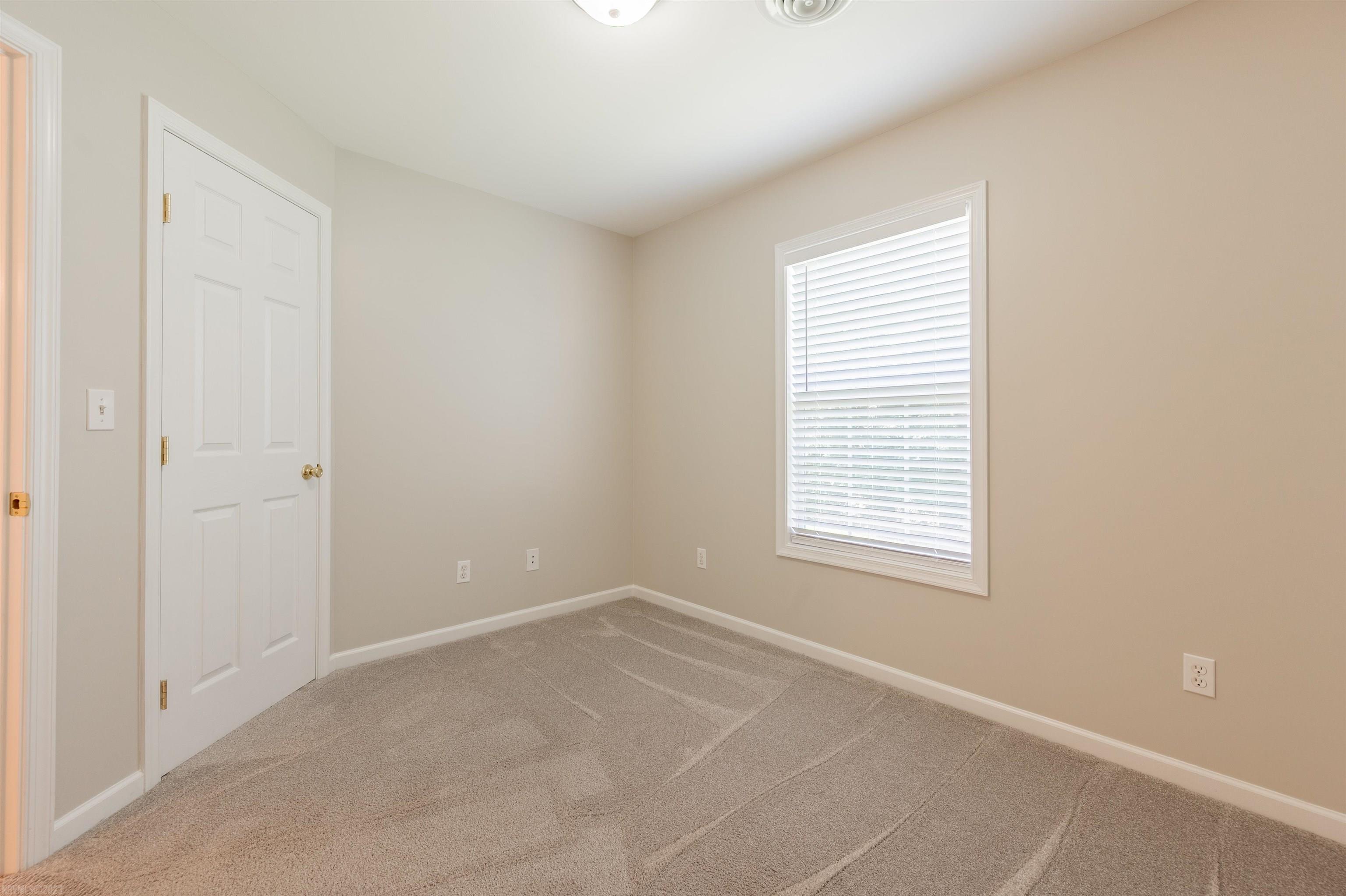 309 FOREST Avenue
