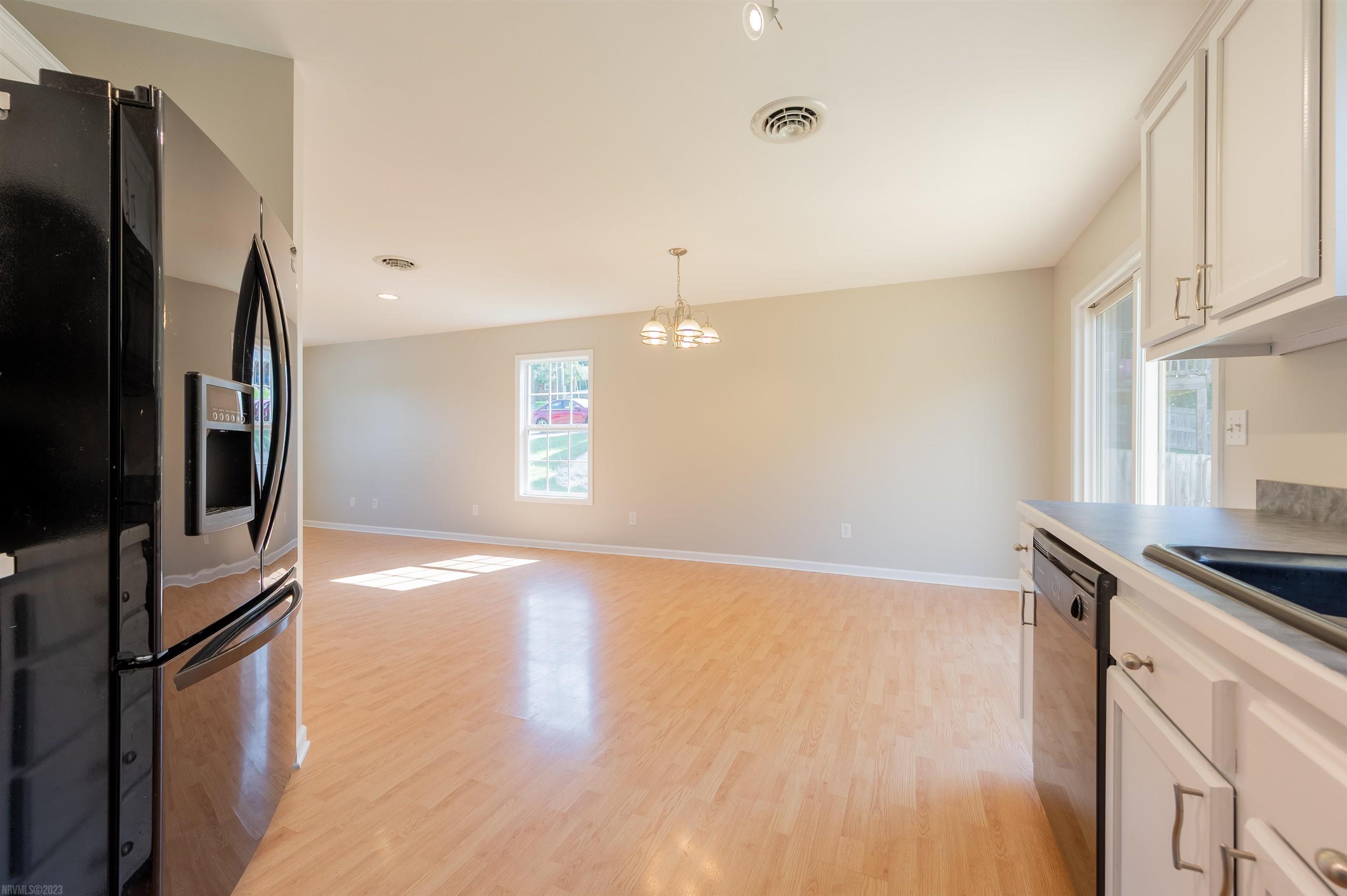 309 FOREST Avenue