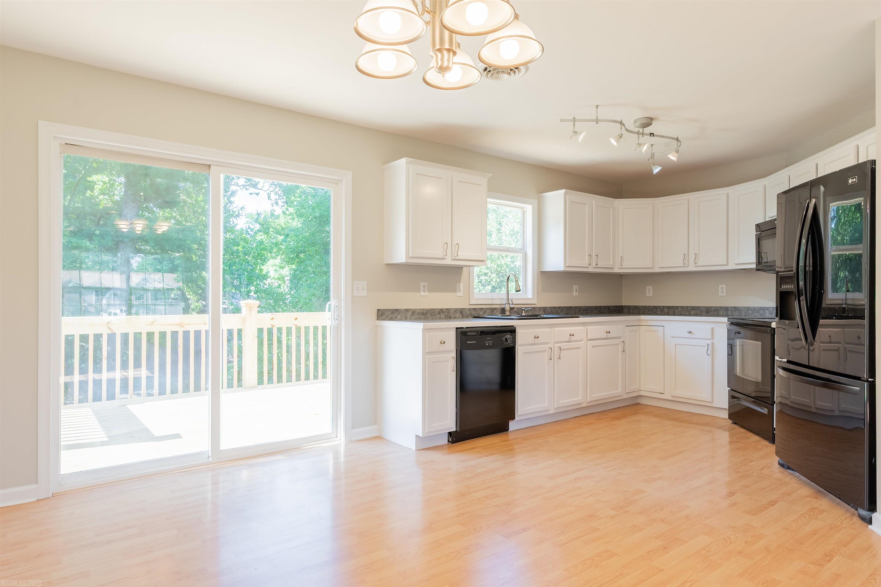 309 FOREST Avenue