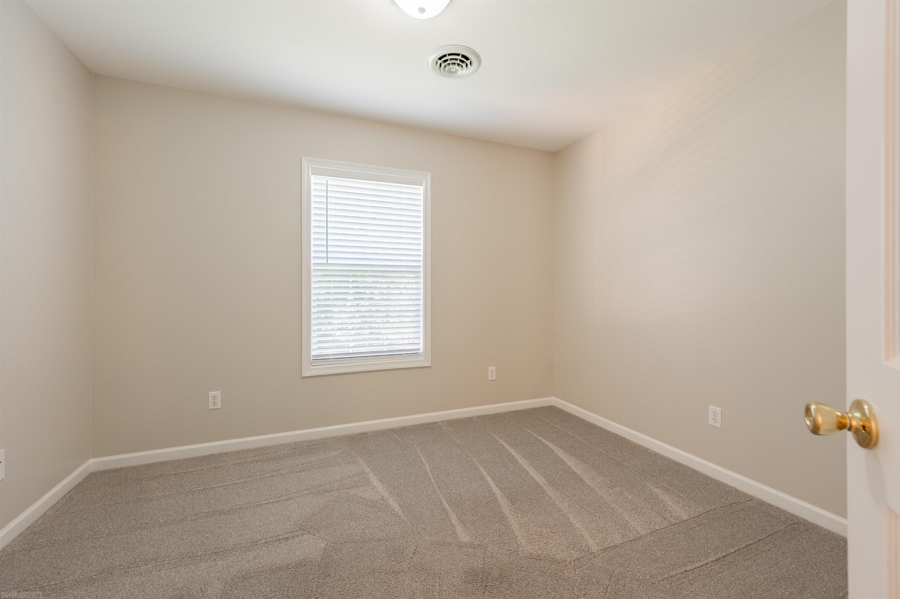 309 FOREST Avenue