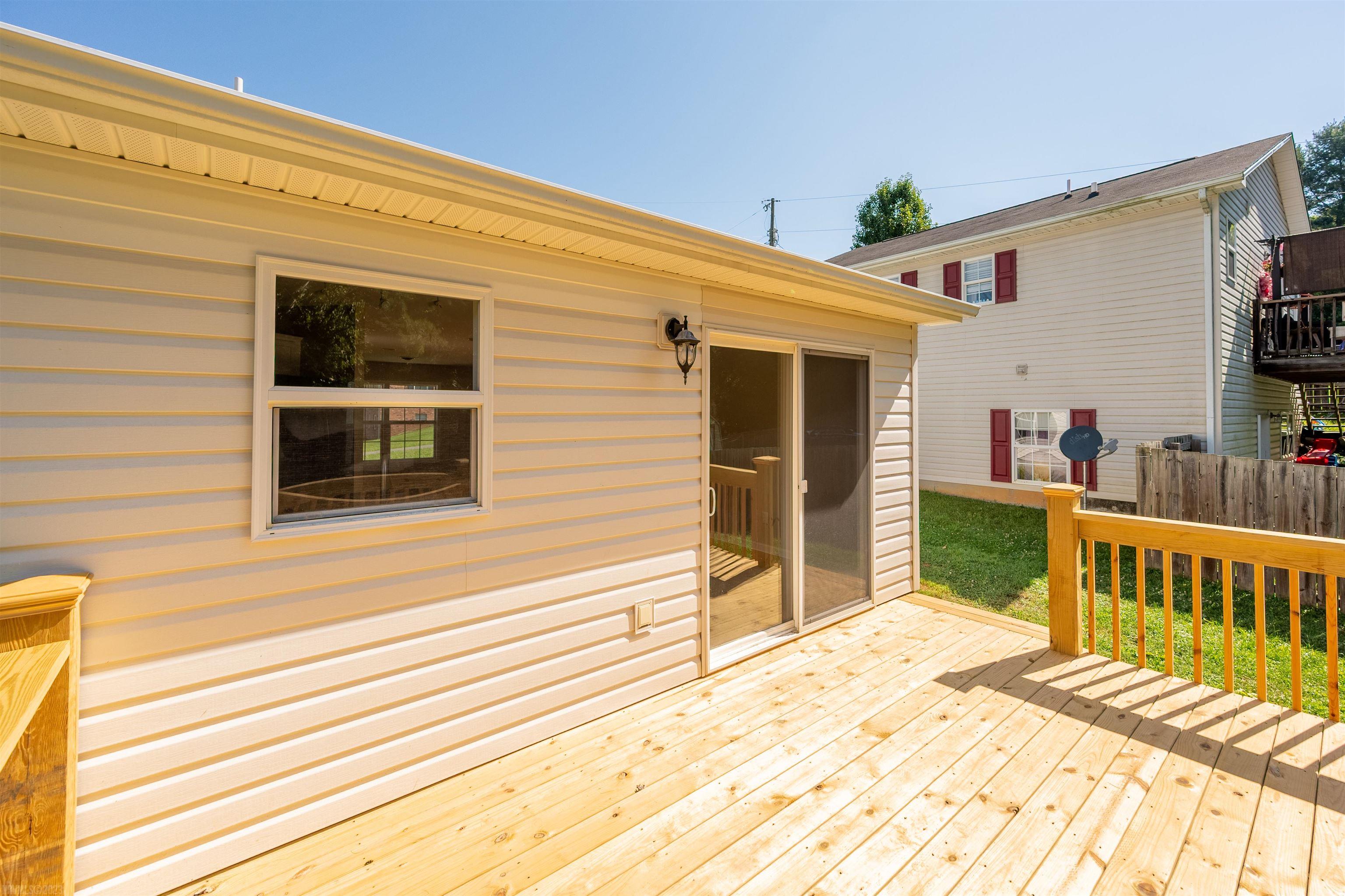 309 FOREST Avenue