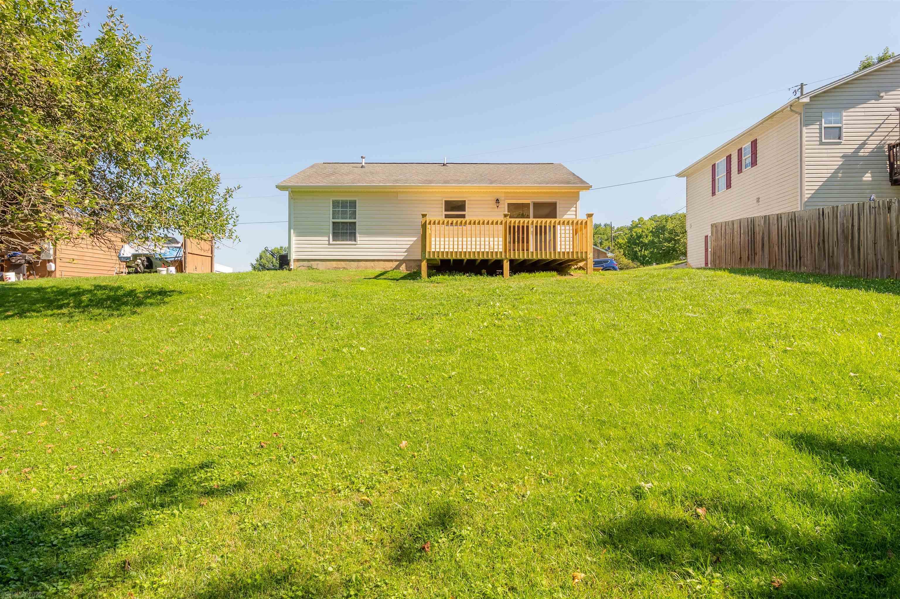 309 FOREST Avenue