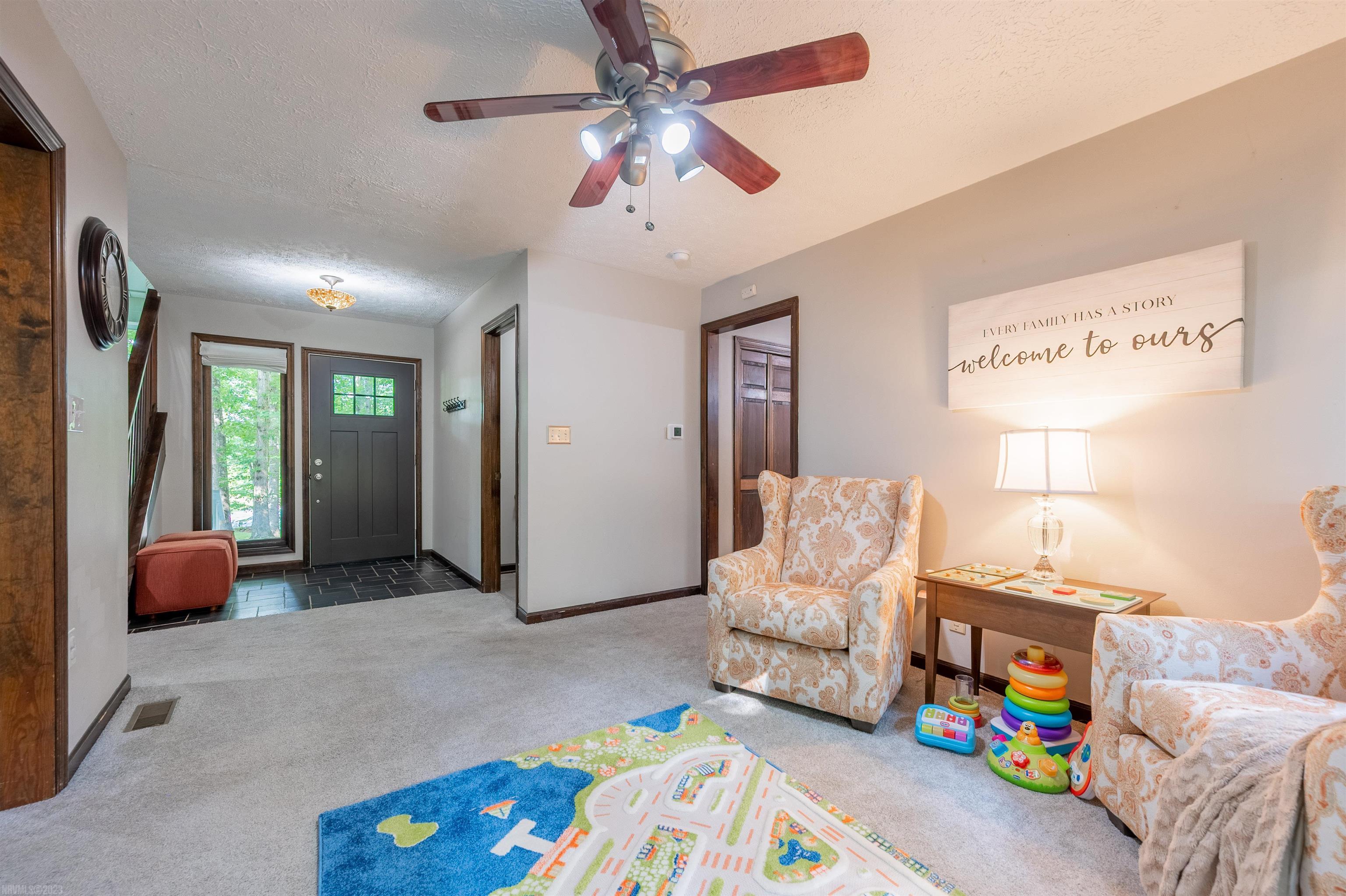 635 WHITE PINE Drive