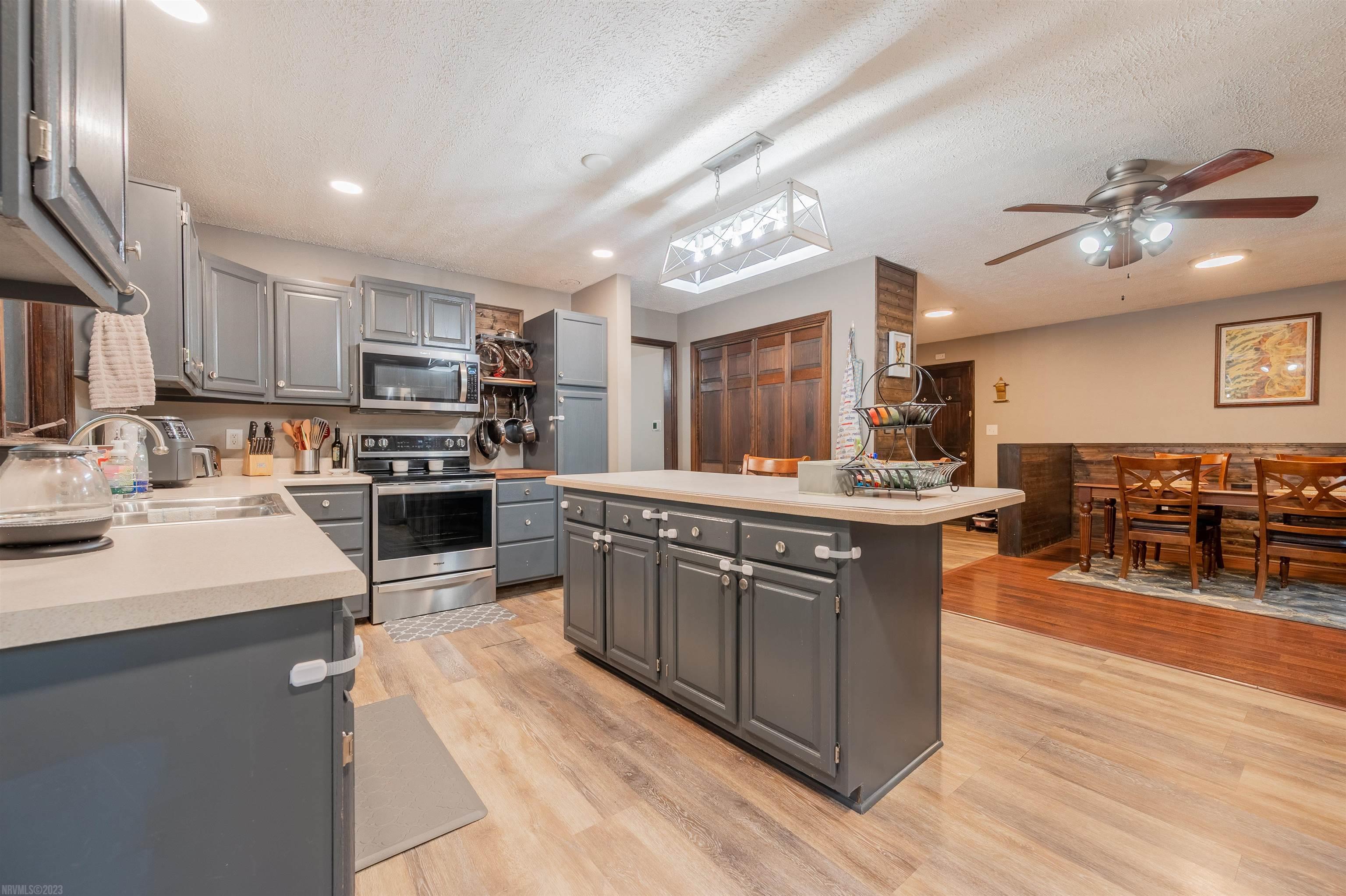 635 WHITE PINE Drive