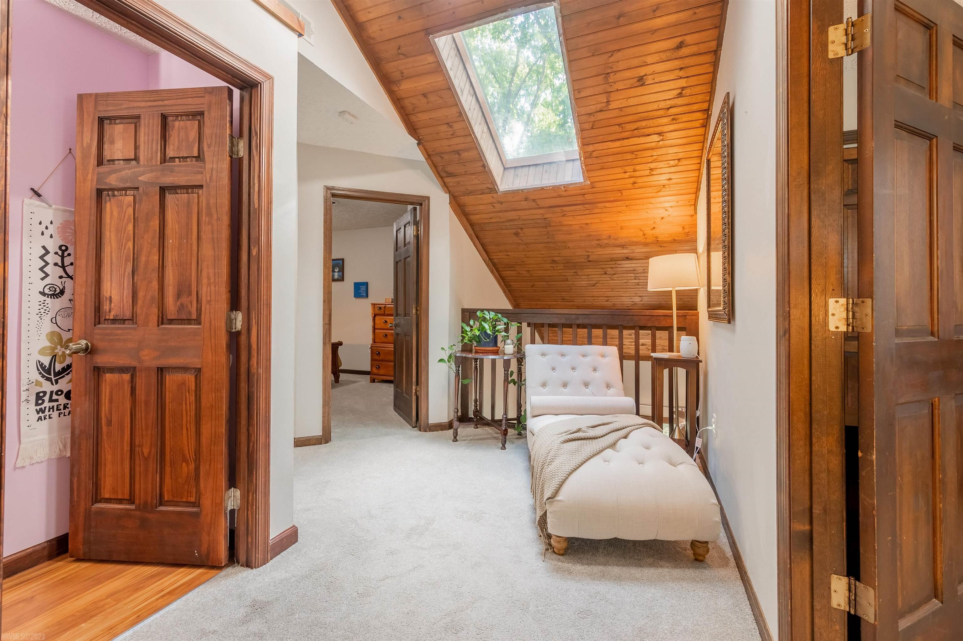 635 WHITE PINE Drive