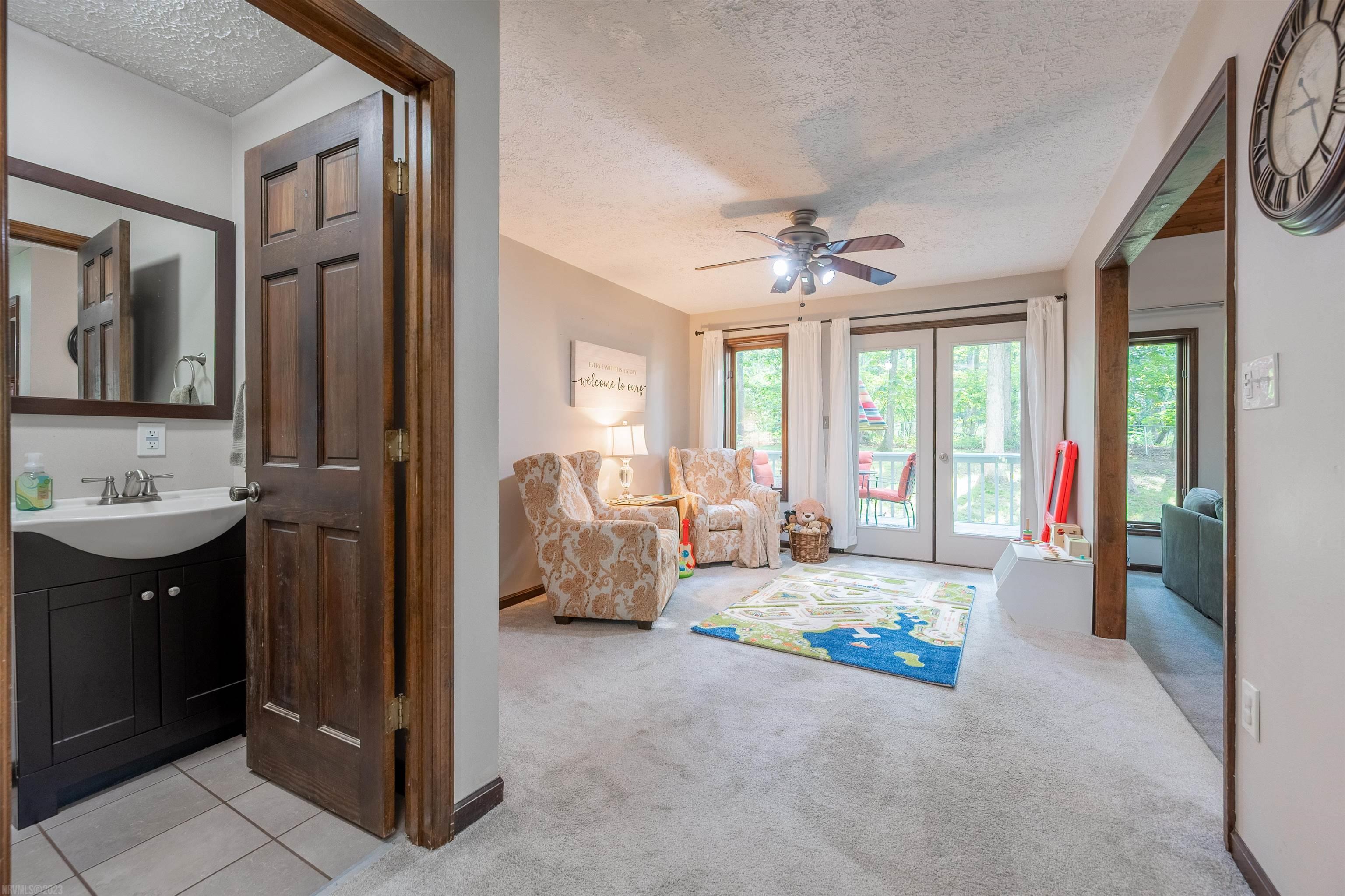 635 WHITE PINE Drive