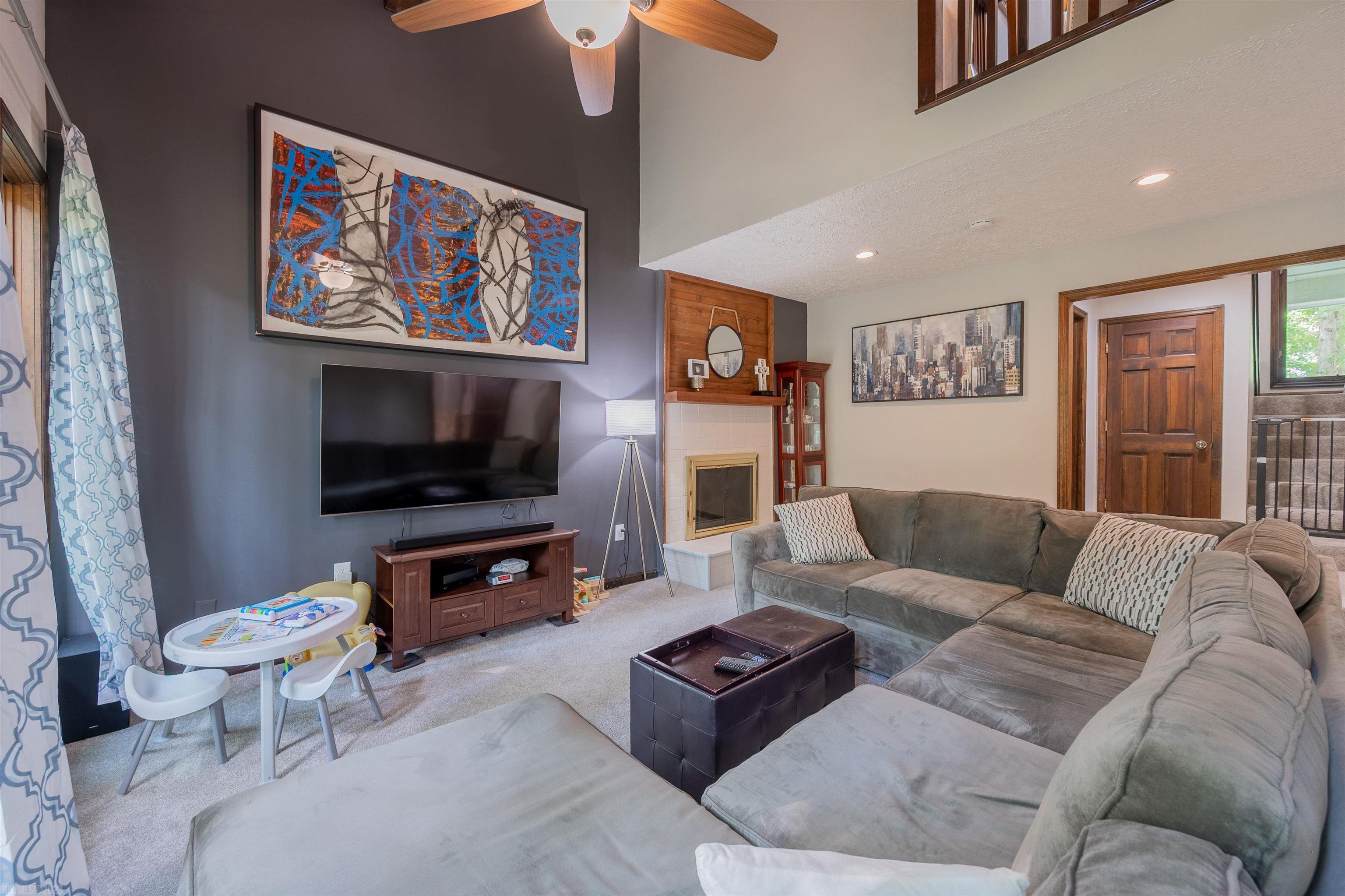 635 WHITE PINE Drive