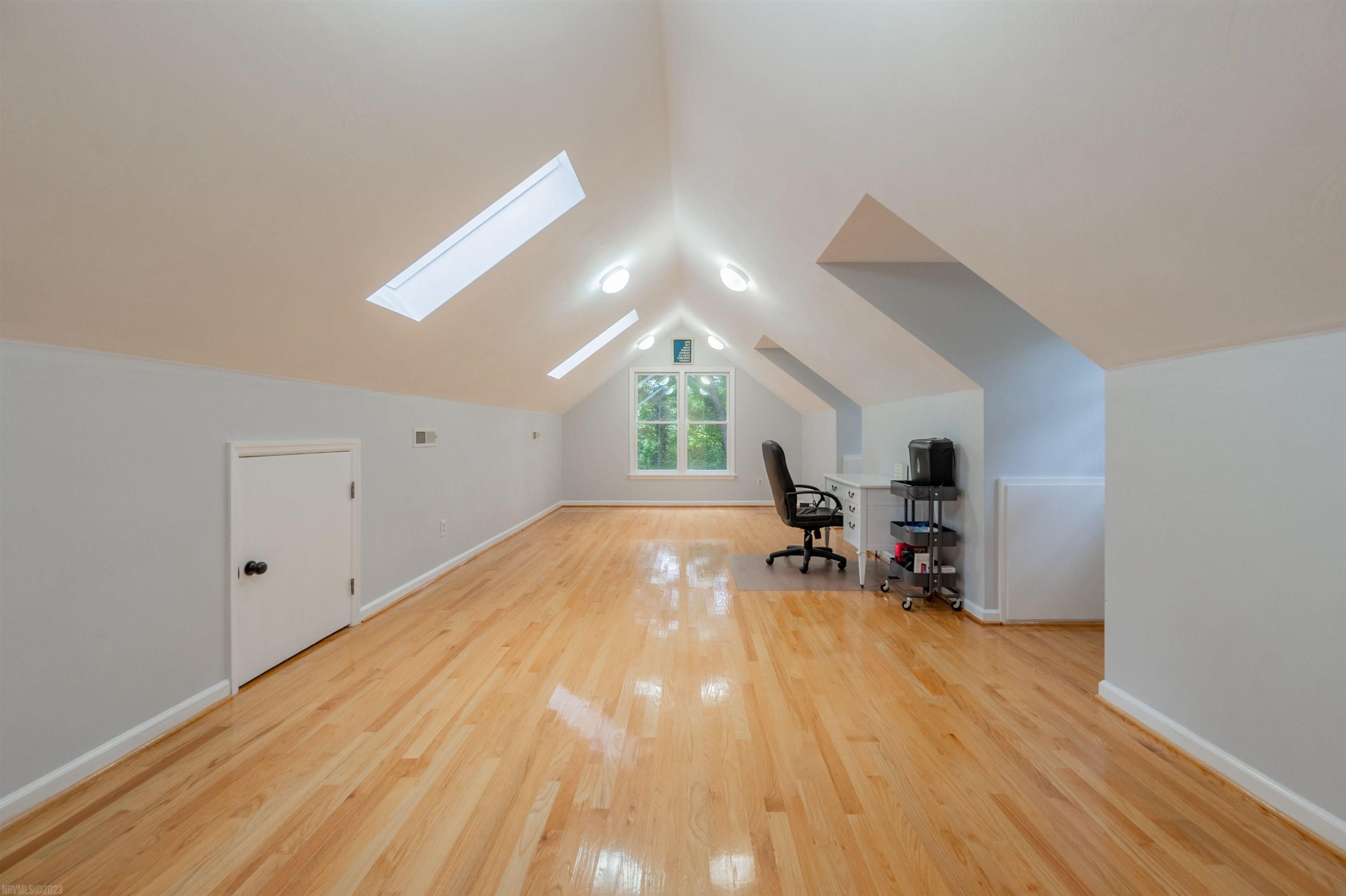 5420 South Roselawn Road