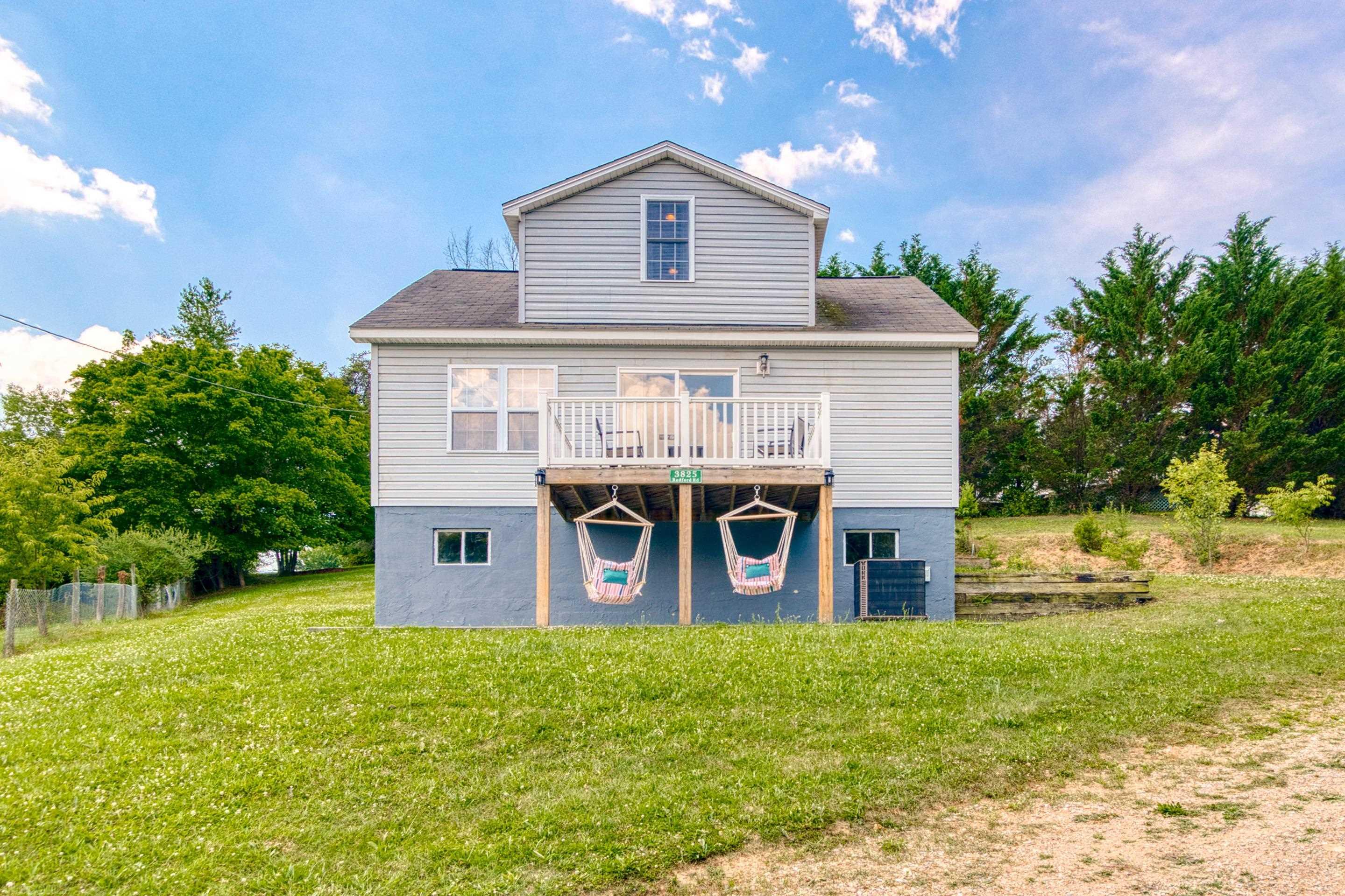 3825 RADFORD Road