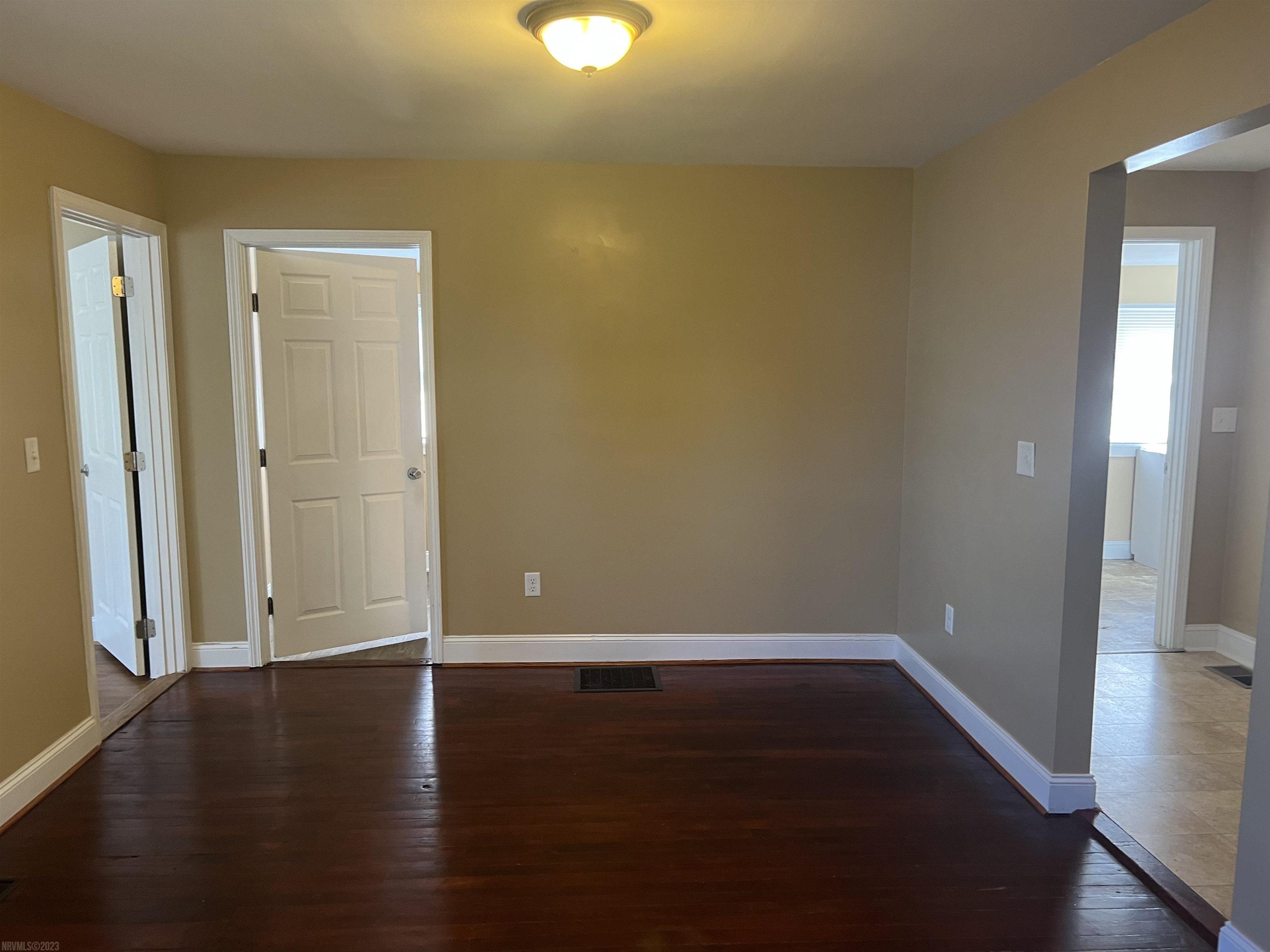 1993 Peppers Ferry Road NW