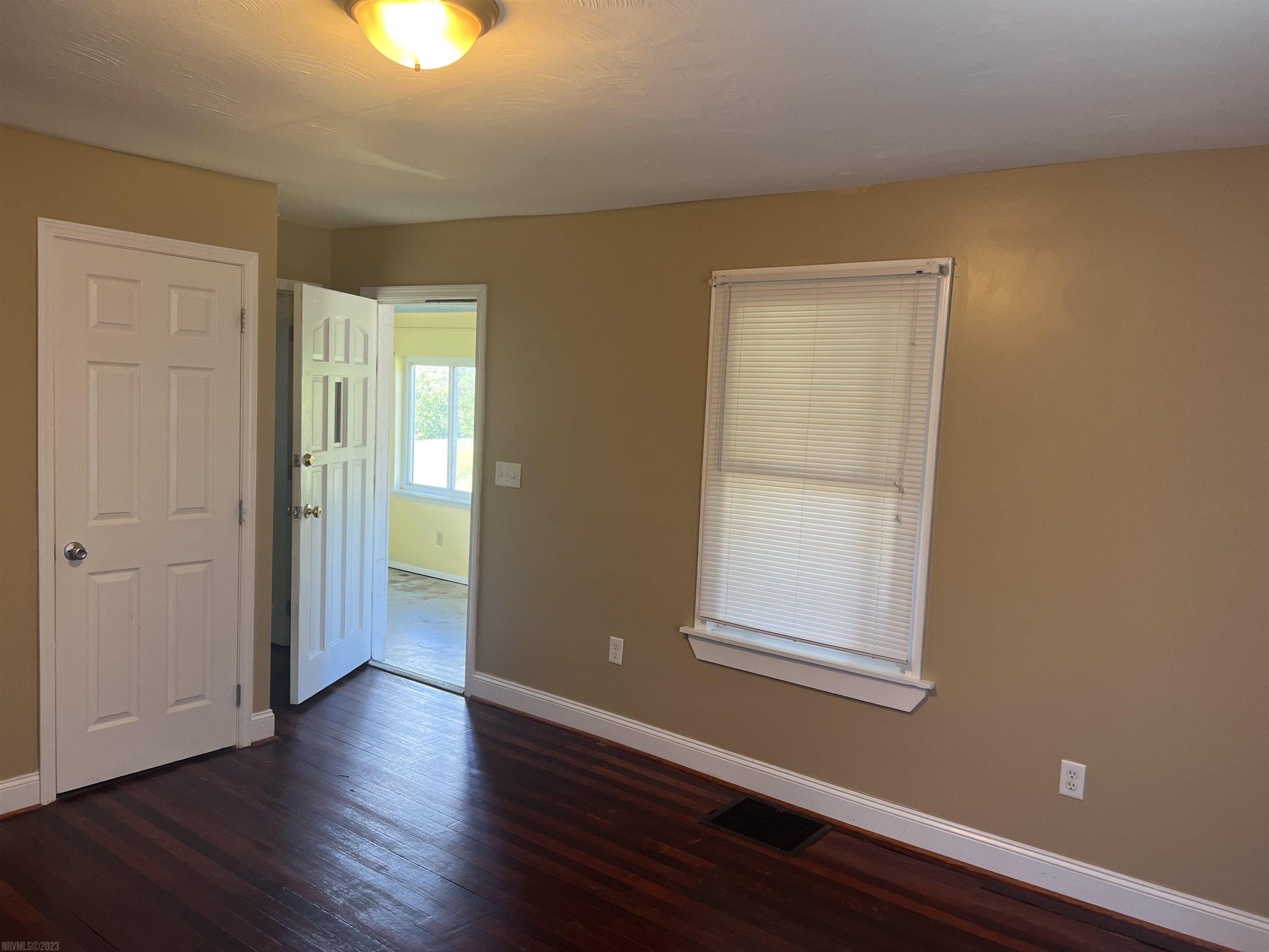 1993 Peppers Ferry Road NW